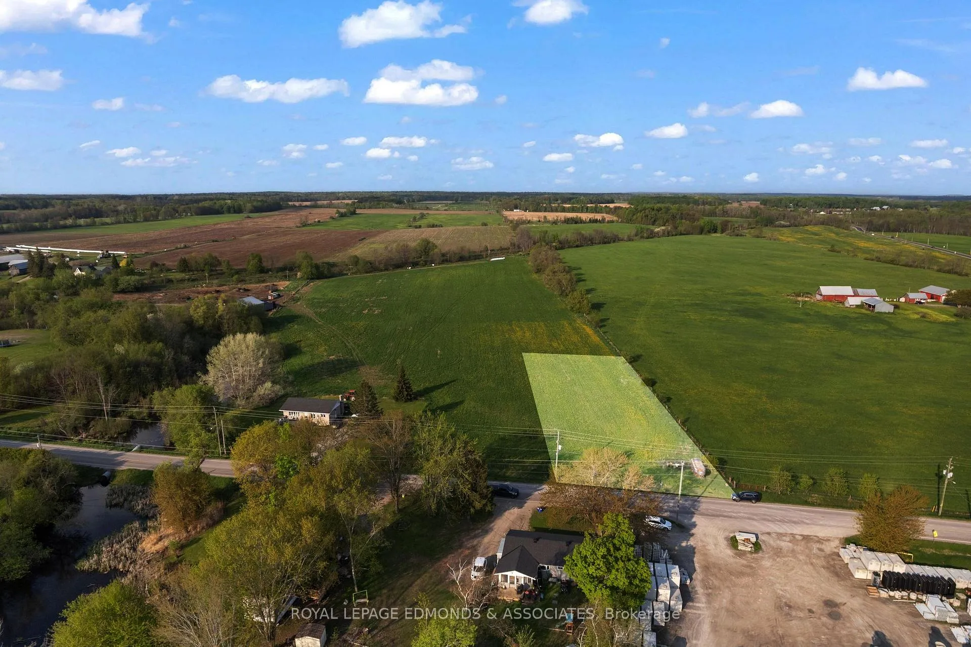 Photo 3 of Anderson Drive, Whitewater Region, Beachburg — HOMEH