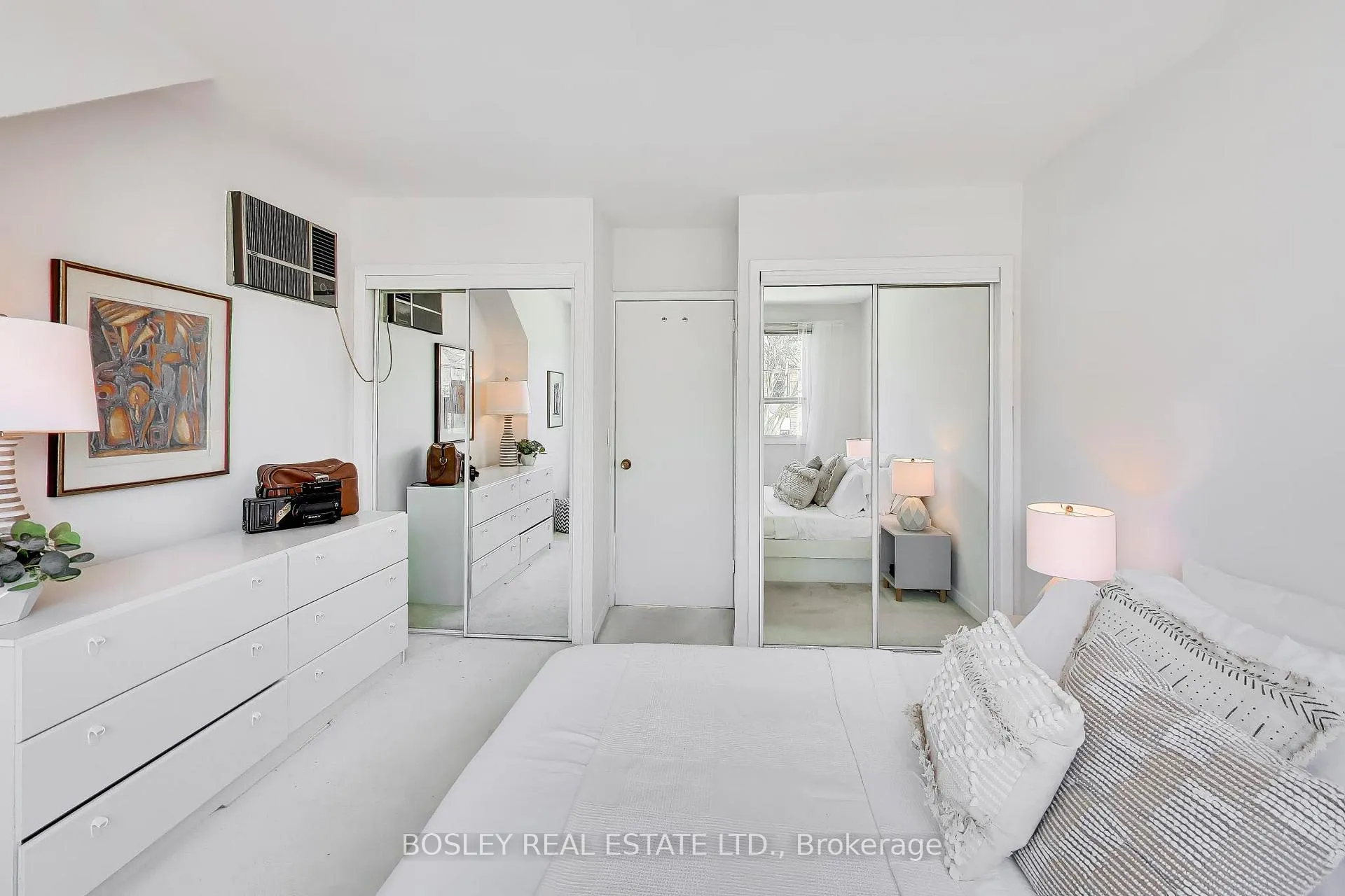 Photo 16 of 341 Cleveland Street, Toronto, Mount Pleasant East — HOMEH