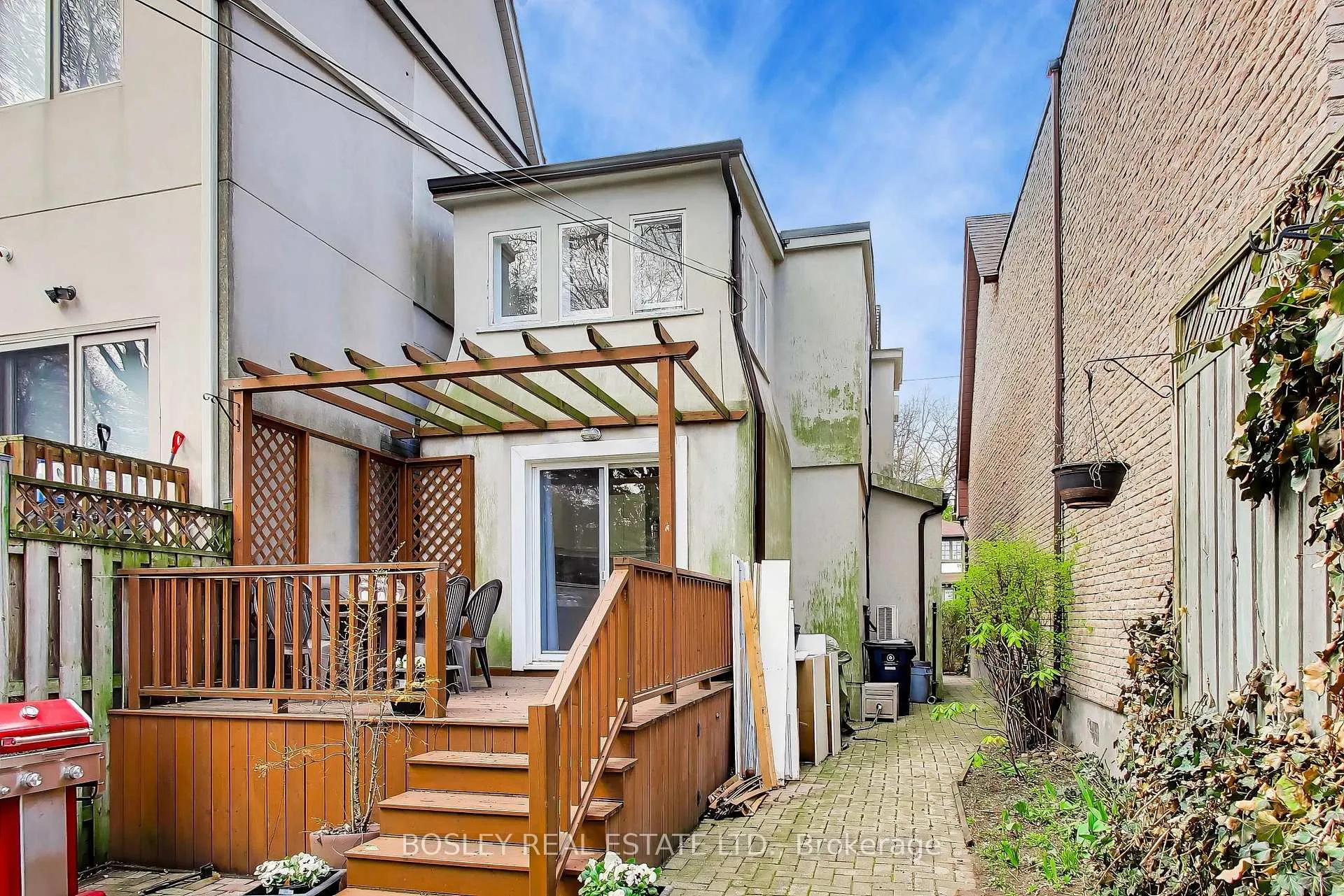 Photo 29 of 341 Cleveland Street, Toronto, Mount Pleasant East — HOMEH