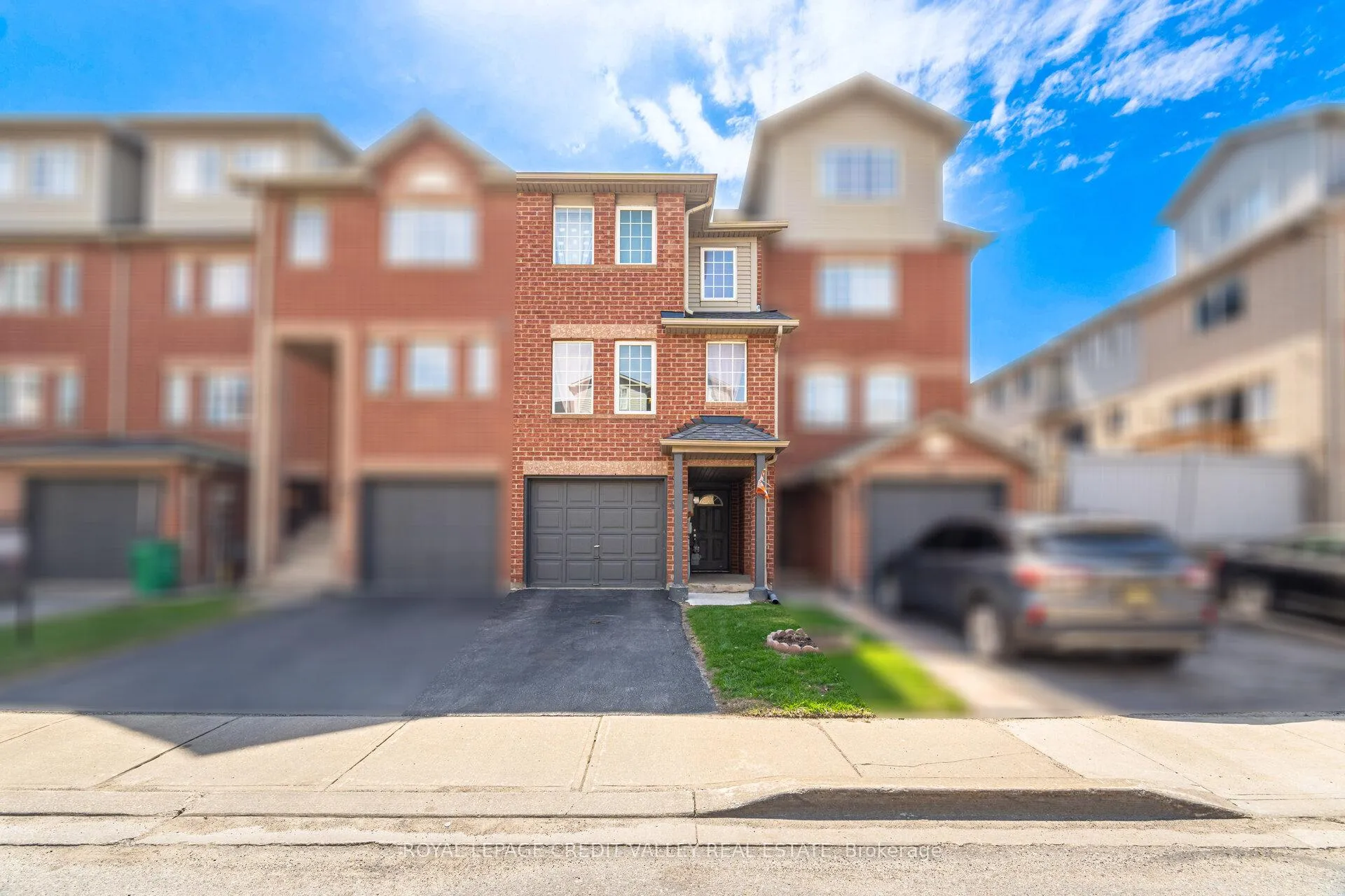 Photo 1 of 95 Spadina Road, Brampton, Brampton West — HOMEH