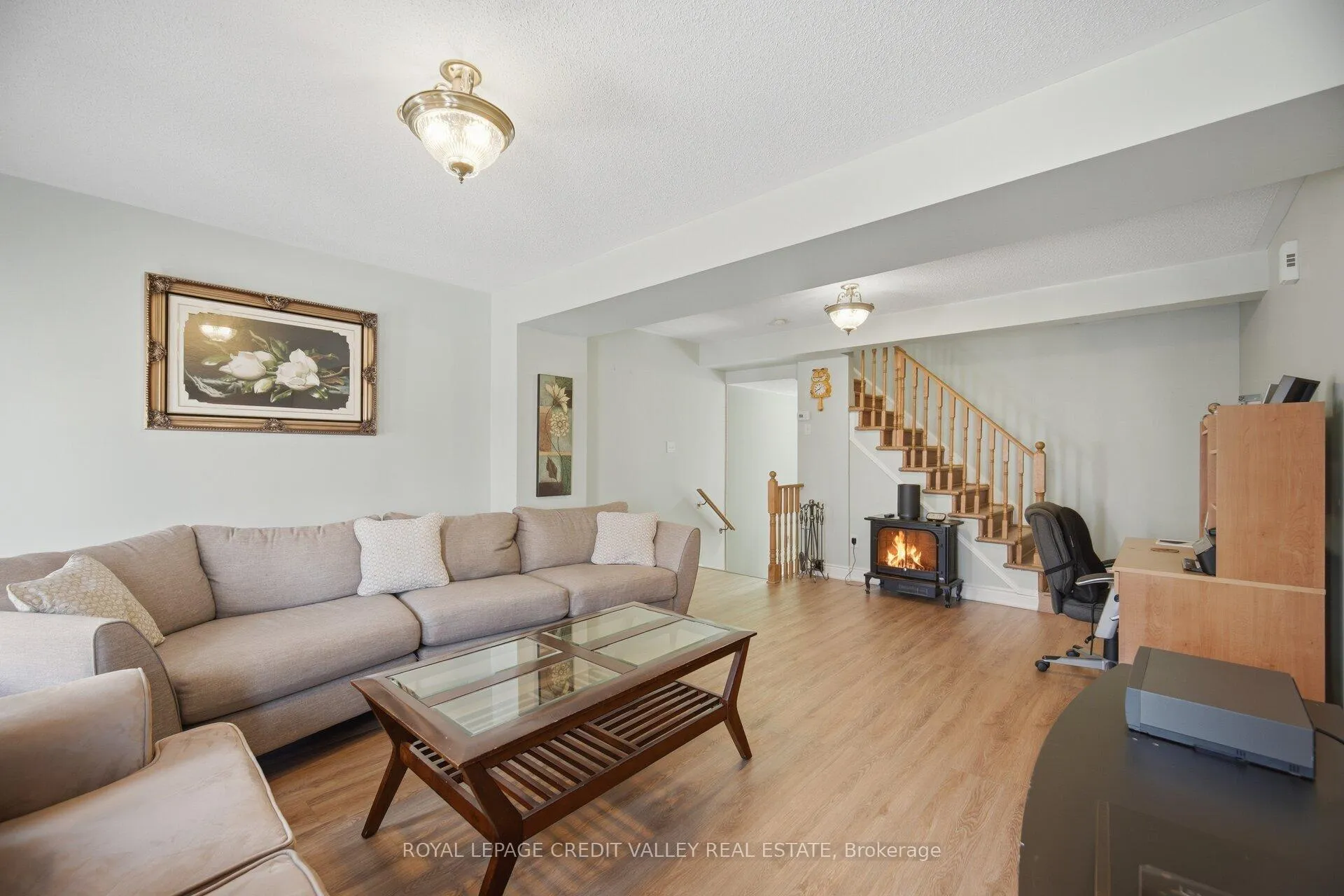 Photo 15 of 95 Spadina Road, Brampton, Brampton West — HOMEH