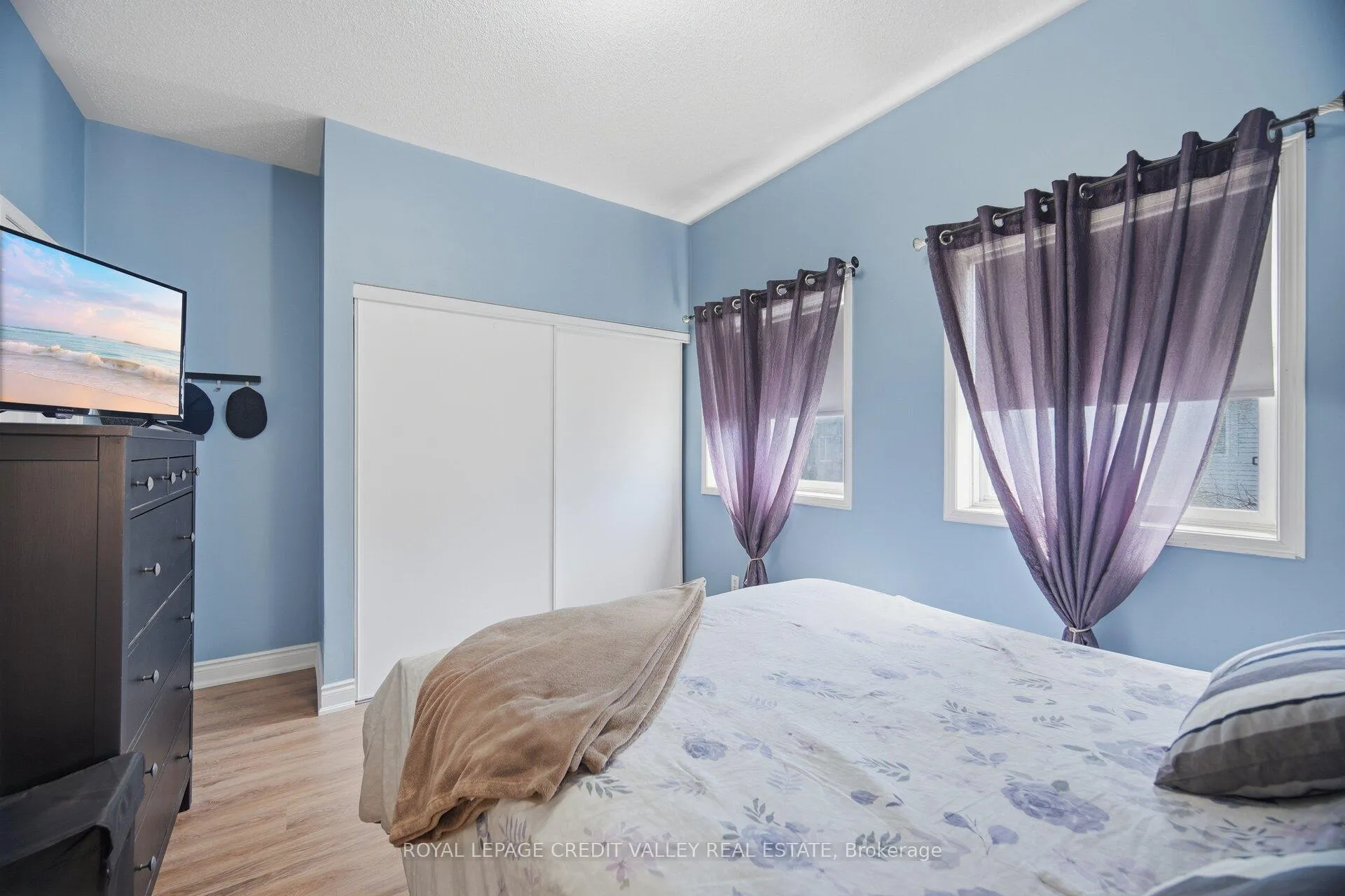 Photo 19 of 95 Spadina Road, Brampton, Brampton West — HOMEH
