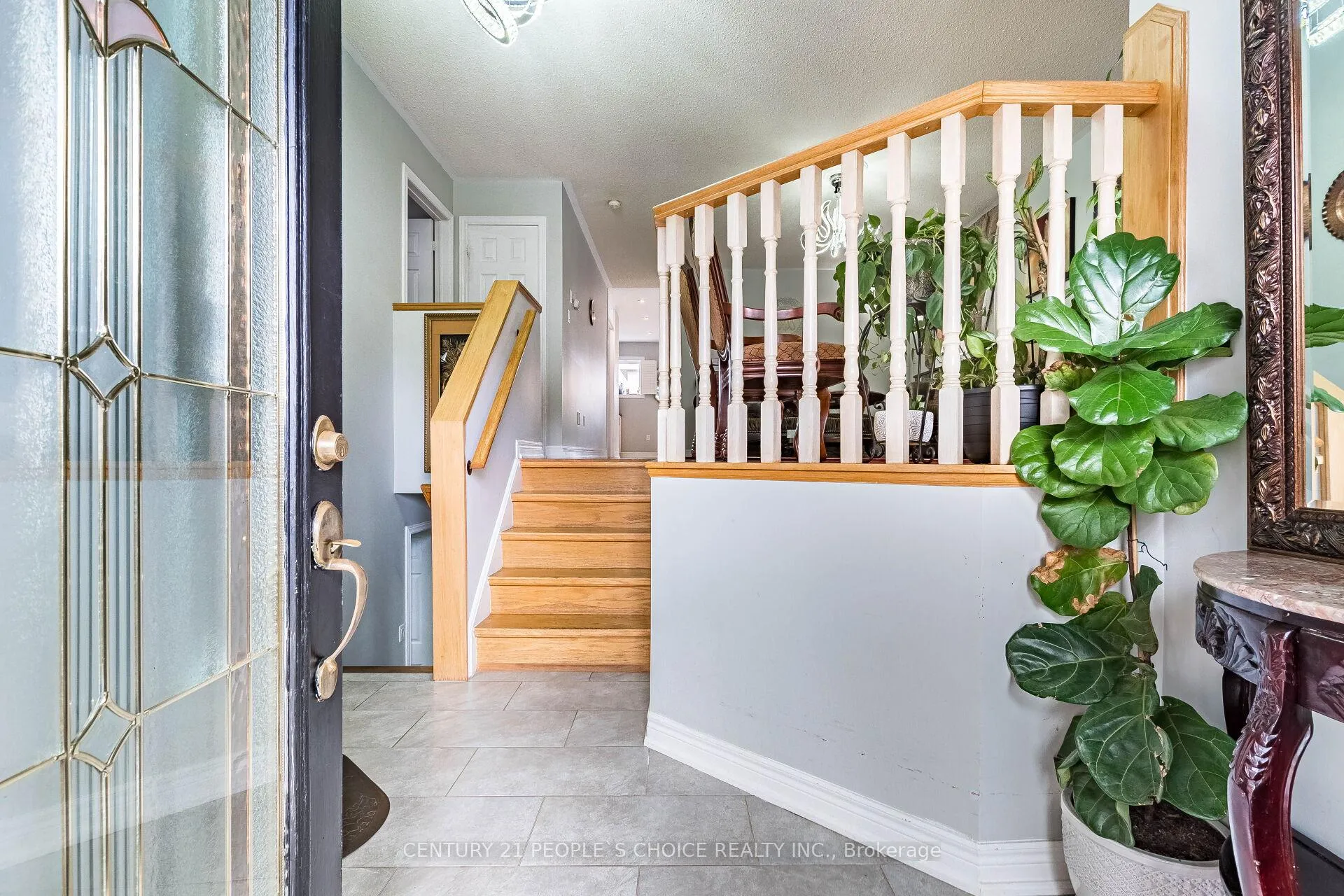 Photo 6 of 60 Red Maple Drive, Brampton, Brampton West — HOMEH
