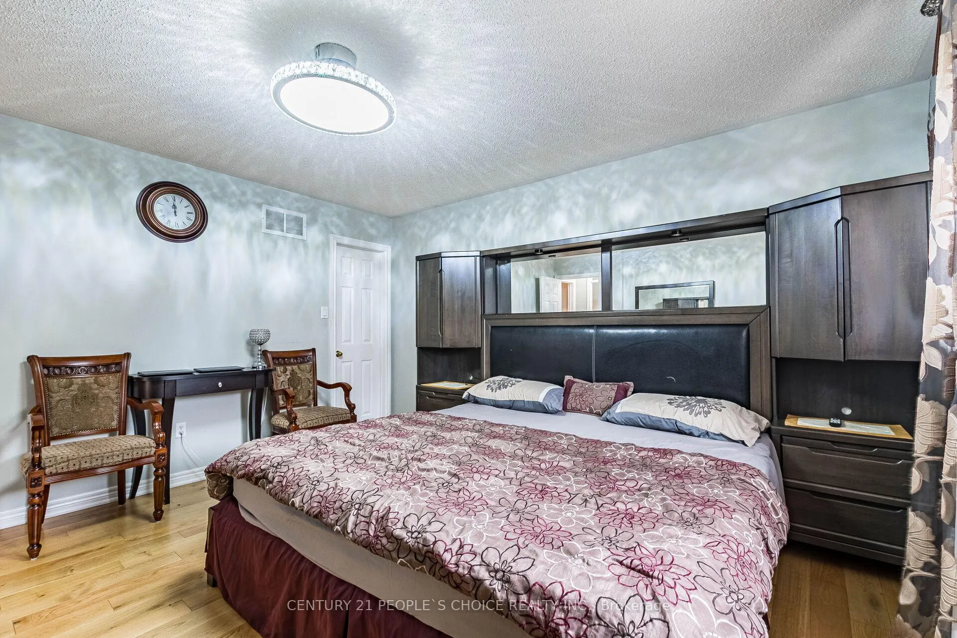 Photo 18 of 60 Red Maple Drive, Brampton, Brampton West — HOMEH