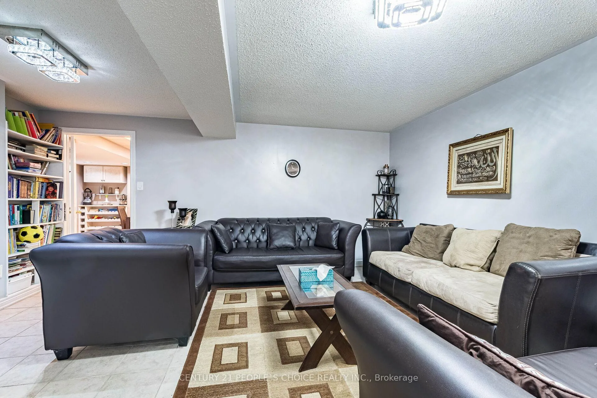 Photo 28 of 60 Red Maple Drive, Brampton, Brampton West — HOMEH