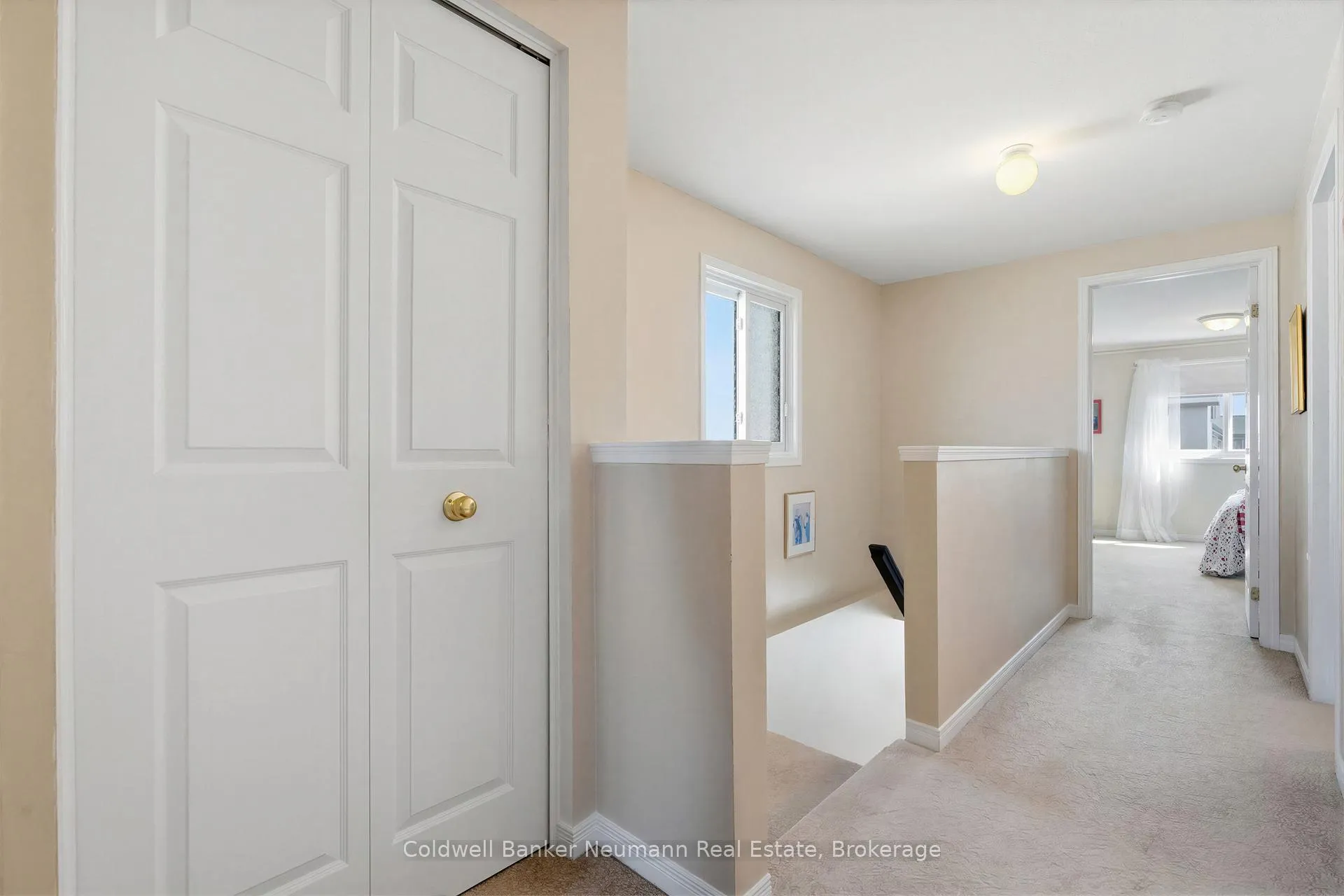 Photo 16 of 130 Donnenwerth Drive, Kitchener — HOMEH