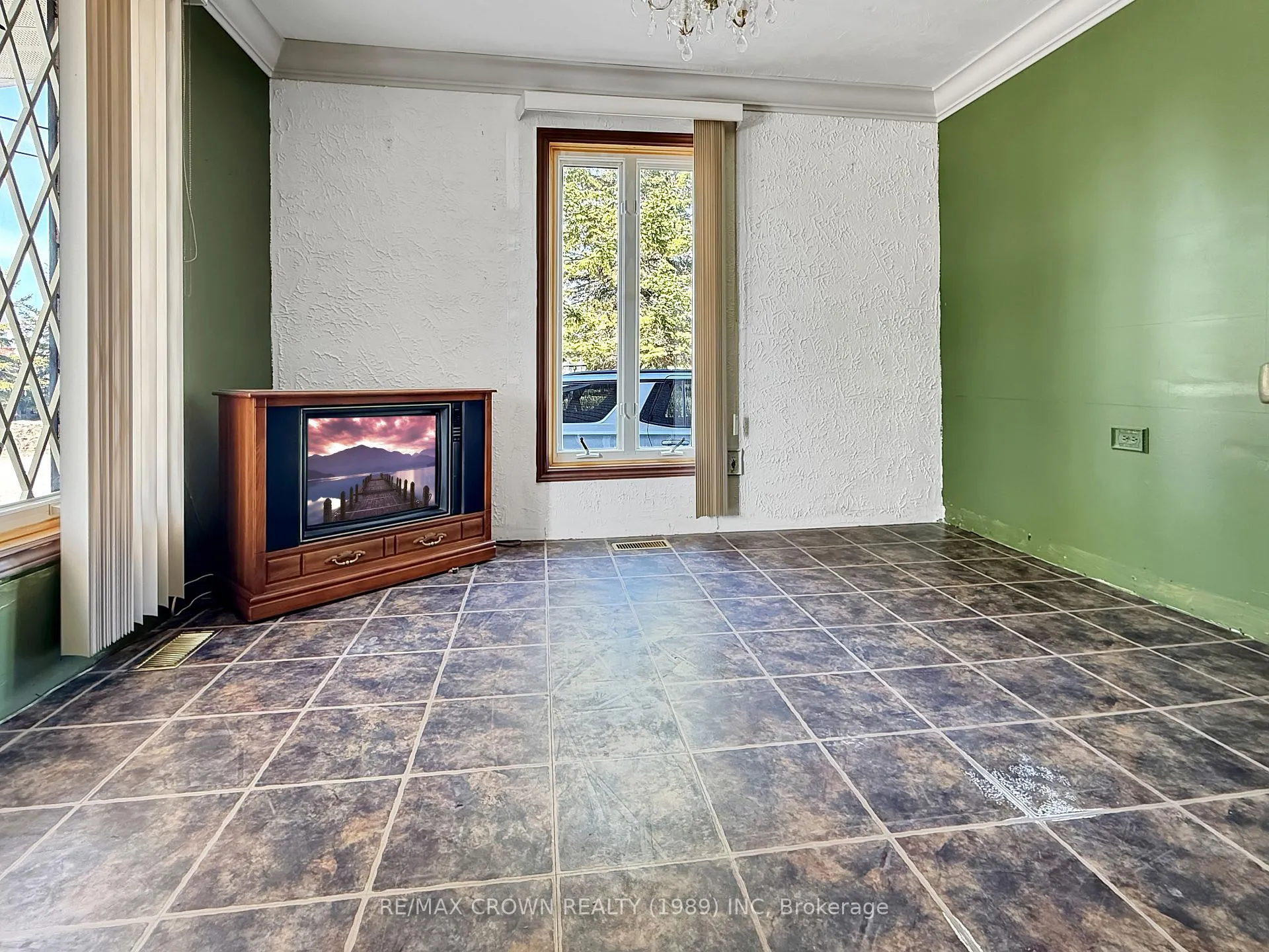 Photo 23 of 24 Fontaine Drive, Hearst — HOMEH