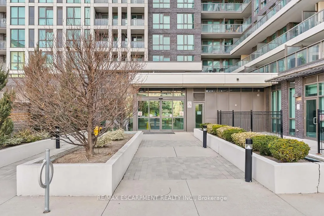 Photo 3 of Unit 501, 80 Esther Lorrie Drive, Etobicoke, West Humber-Clairville — HOMEH