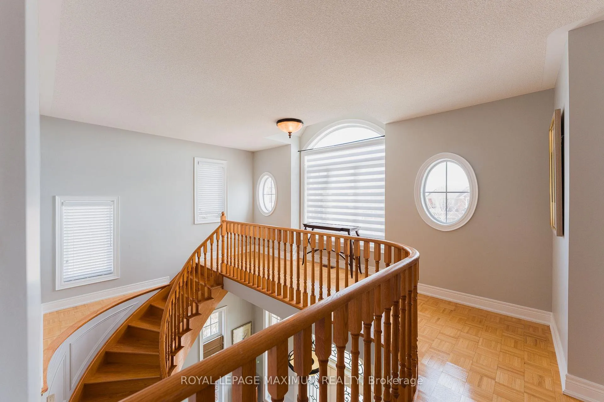 Photo 17 of 89 Silvervalley Court, Caledon, Bolton North — HOMEH