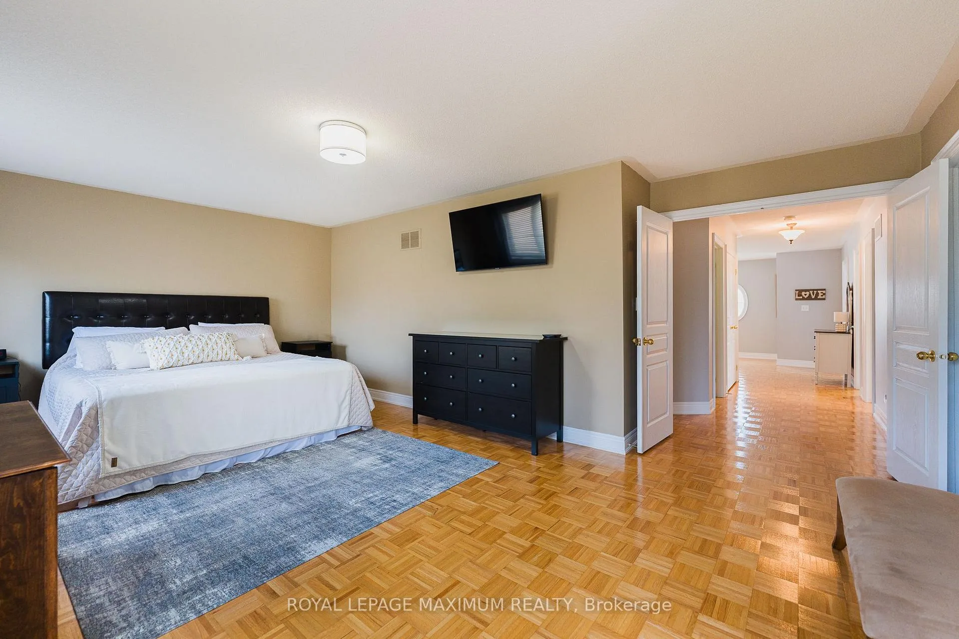Photo 18 of 89 Silvervalley Court, Caledon, Bolton North — HOMEH