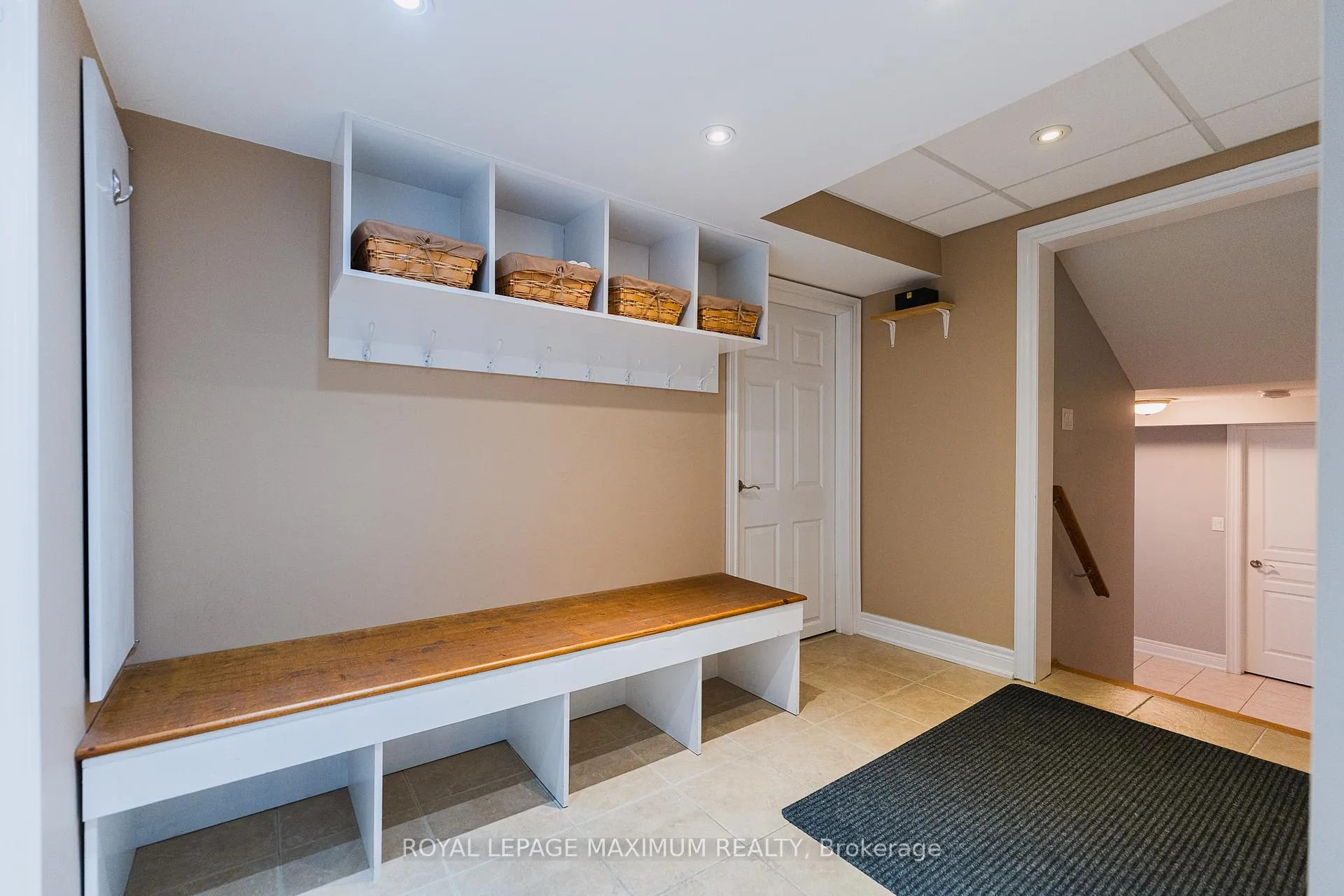 Photo 26 of 89 Silvervalley Court, Caledon, Bolton North — HOMEH
