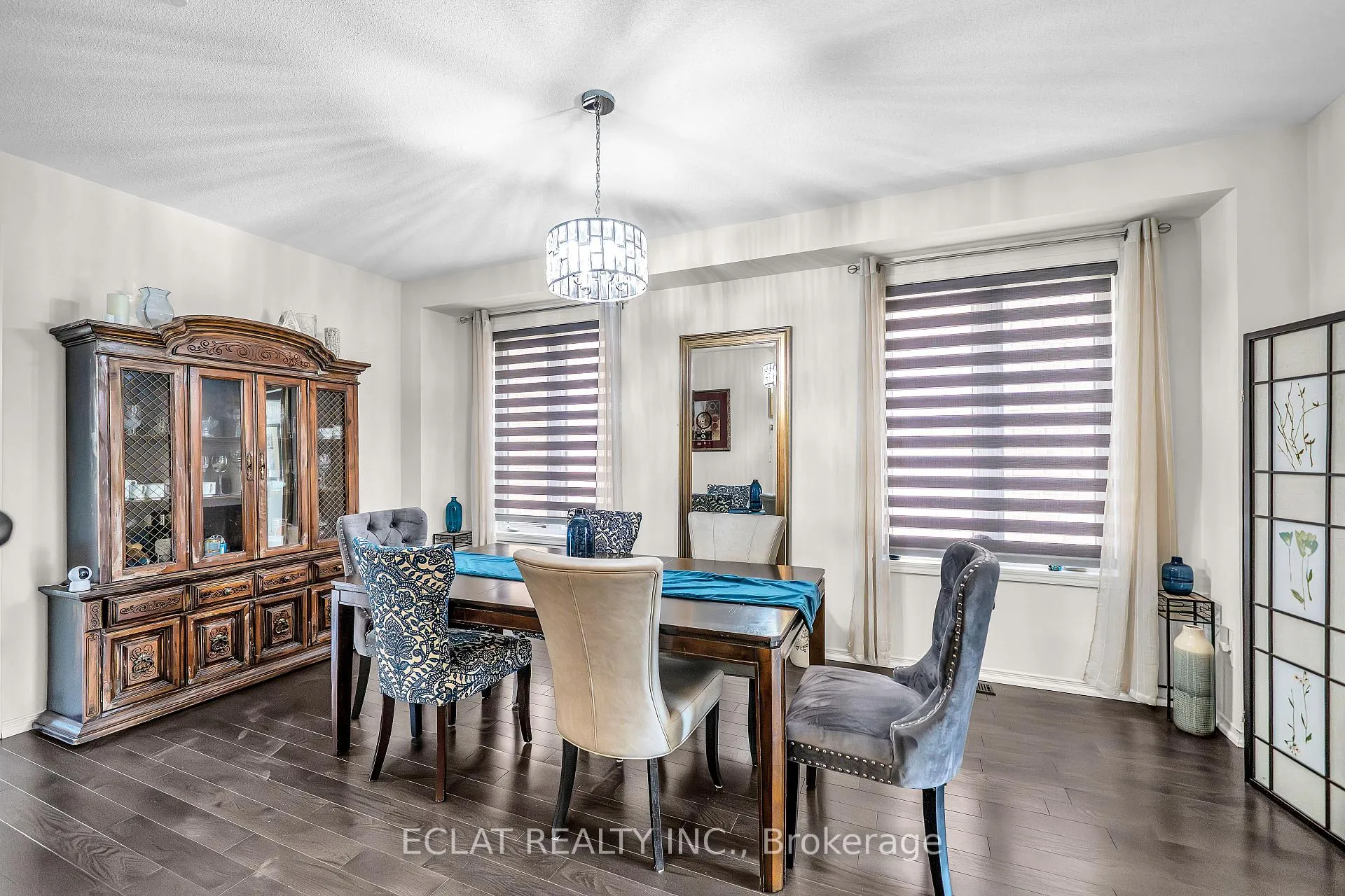 Photo 5 of 2553 Craftsman Drive, Oshawa, Windfields — HOMEH