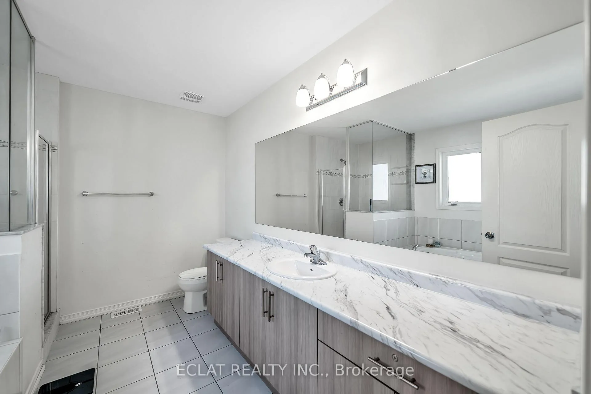 Photo 14 of 2553 Craftsman Drive, Oshawa, Windfields — HOMEH