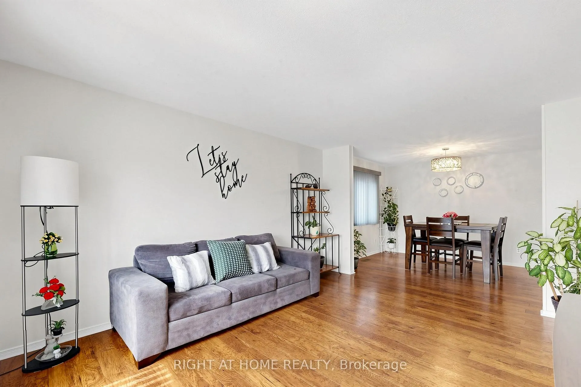 Photo 5 of 73 Pepler Place, Barrie, Sunnidale — HOMEH