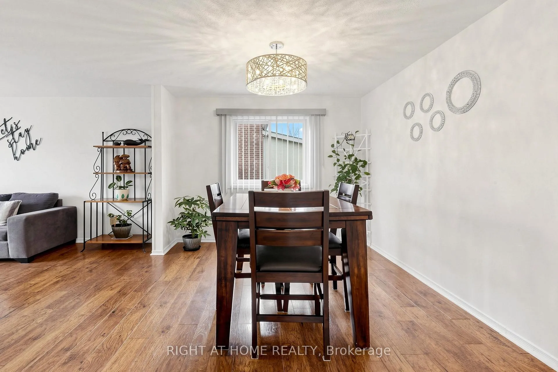 Photo 8 of 73 Pepler Place, Barrie, Sunnidale — HOMEH