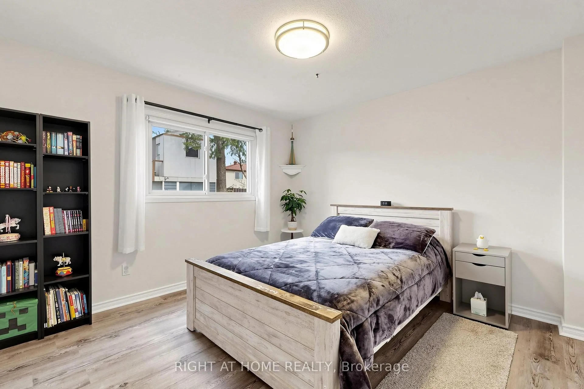 Photo 23 of 73 Pepler Place, Barrie, Sunnidale — HOMEH