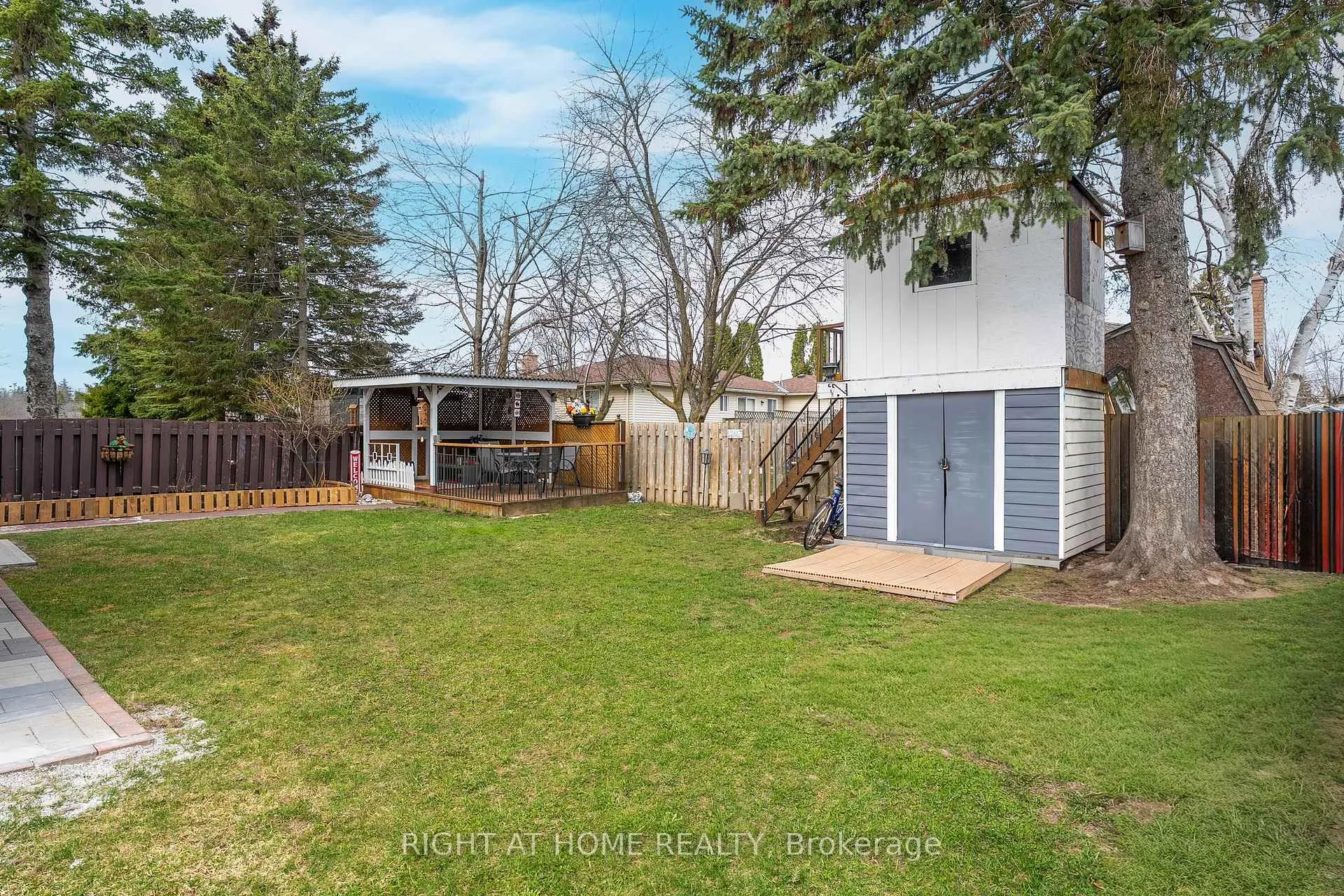 Photo 43 of 73 Pepler Place, Barrie, Sunnidale — HOMEH