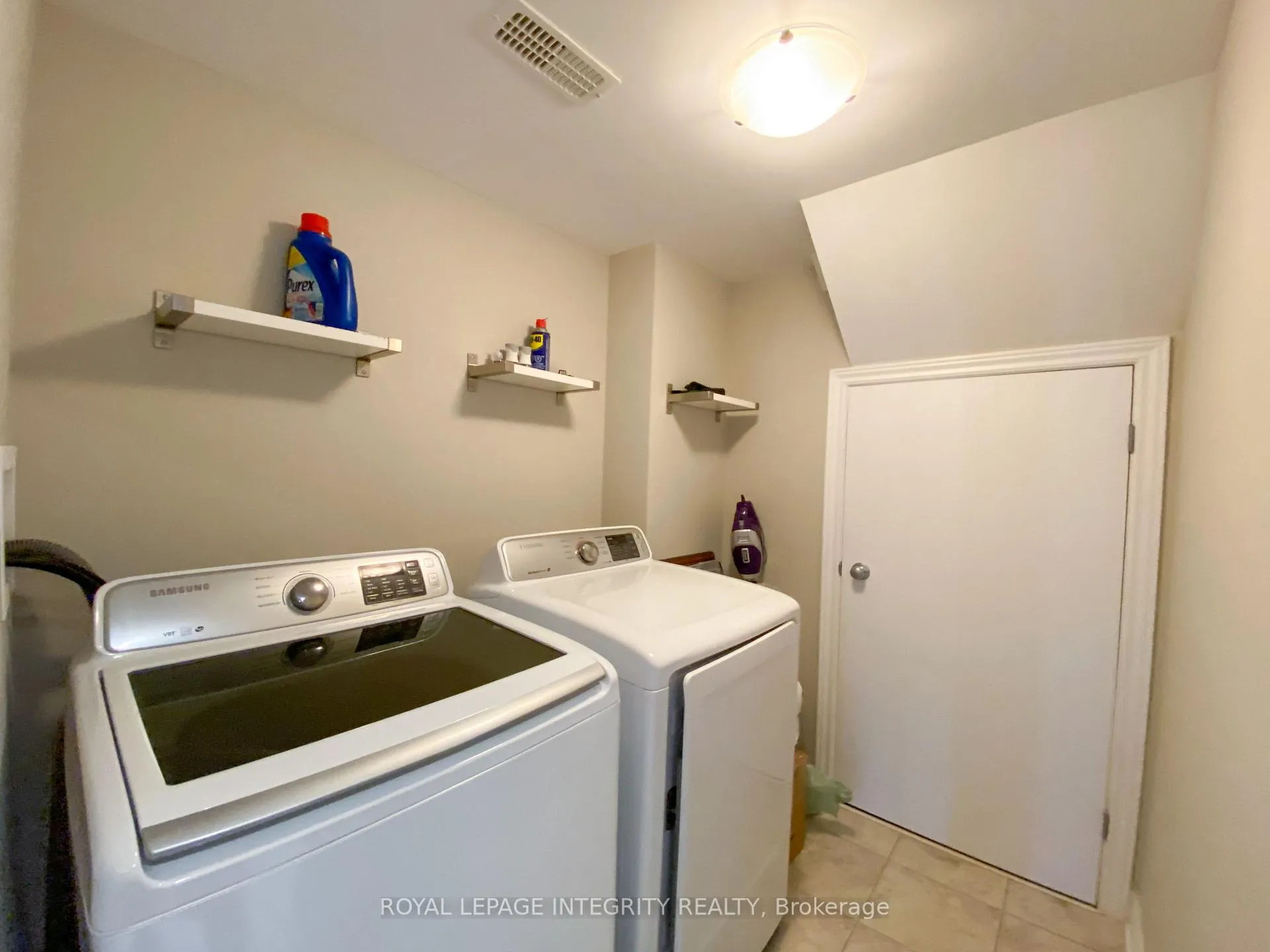 Photo 3 of 206 Halyard Way, Ottawa, Kanata - Kanata Lakes/Heritage Hills — HOMEH