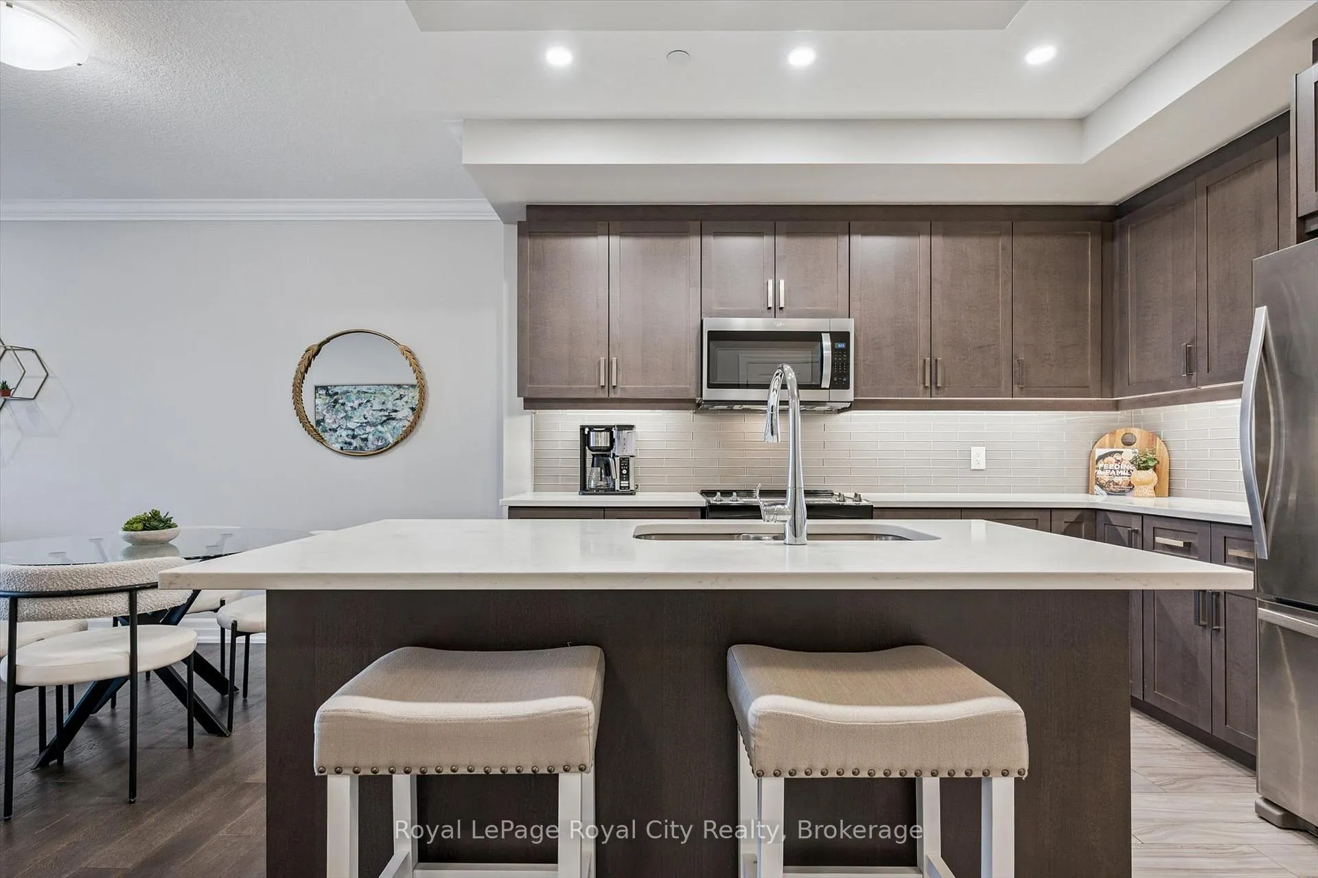 Photo 5 of Unit 809, 1880 Gordon Street, Guelph, Pineridge/Westminster Woods — HOMEH