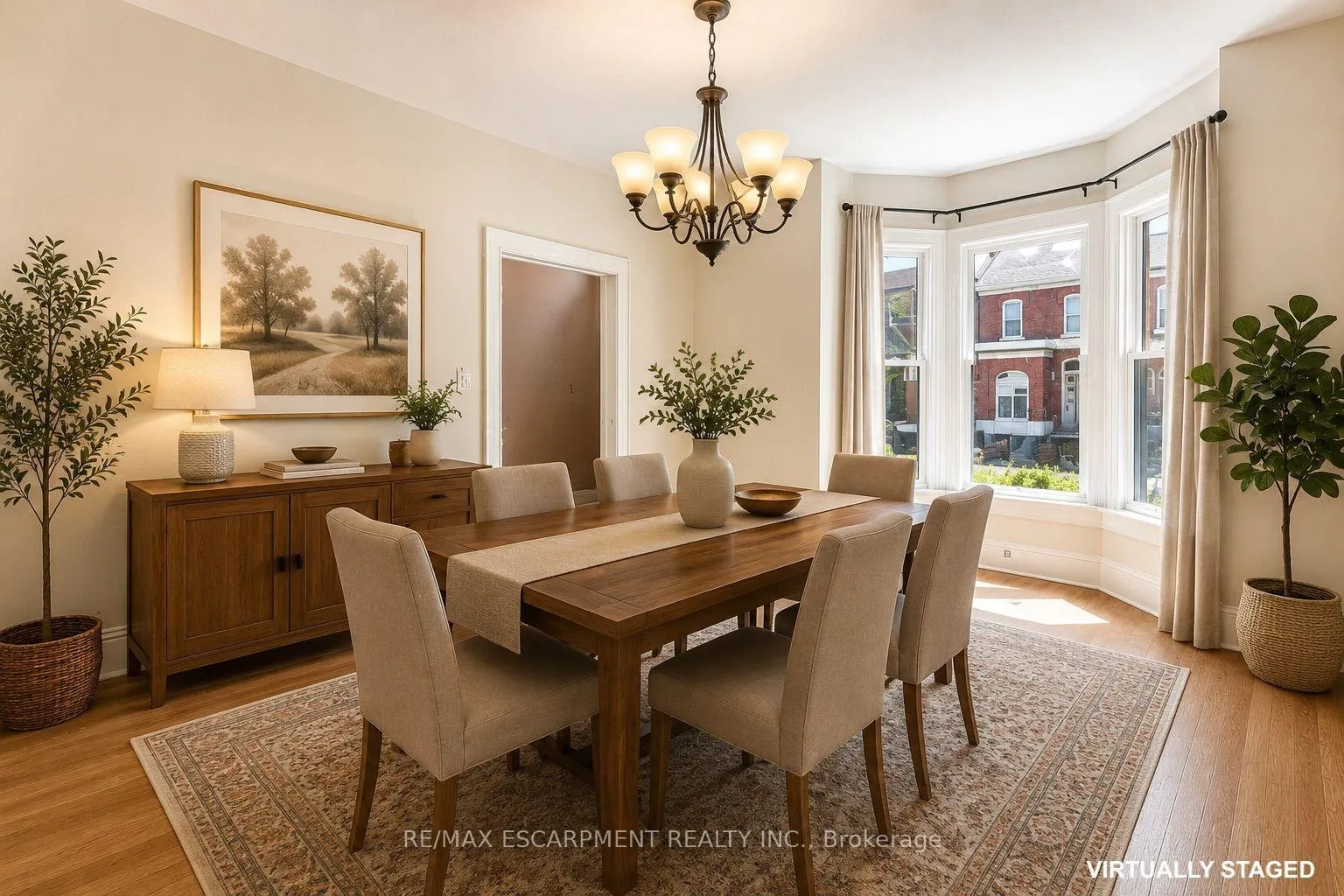 Photo 15 of 116 Catharine Street S, Hamilton, Corktown — HOMEH