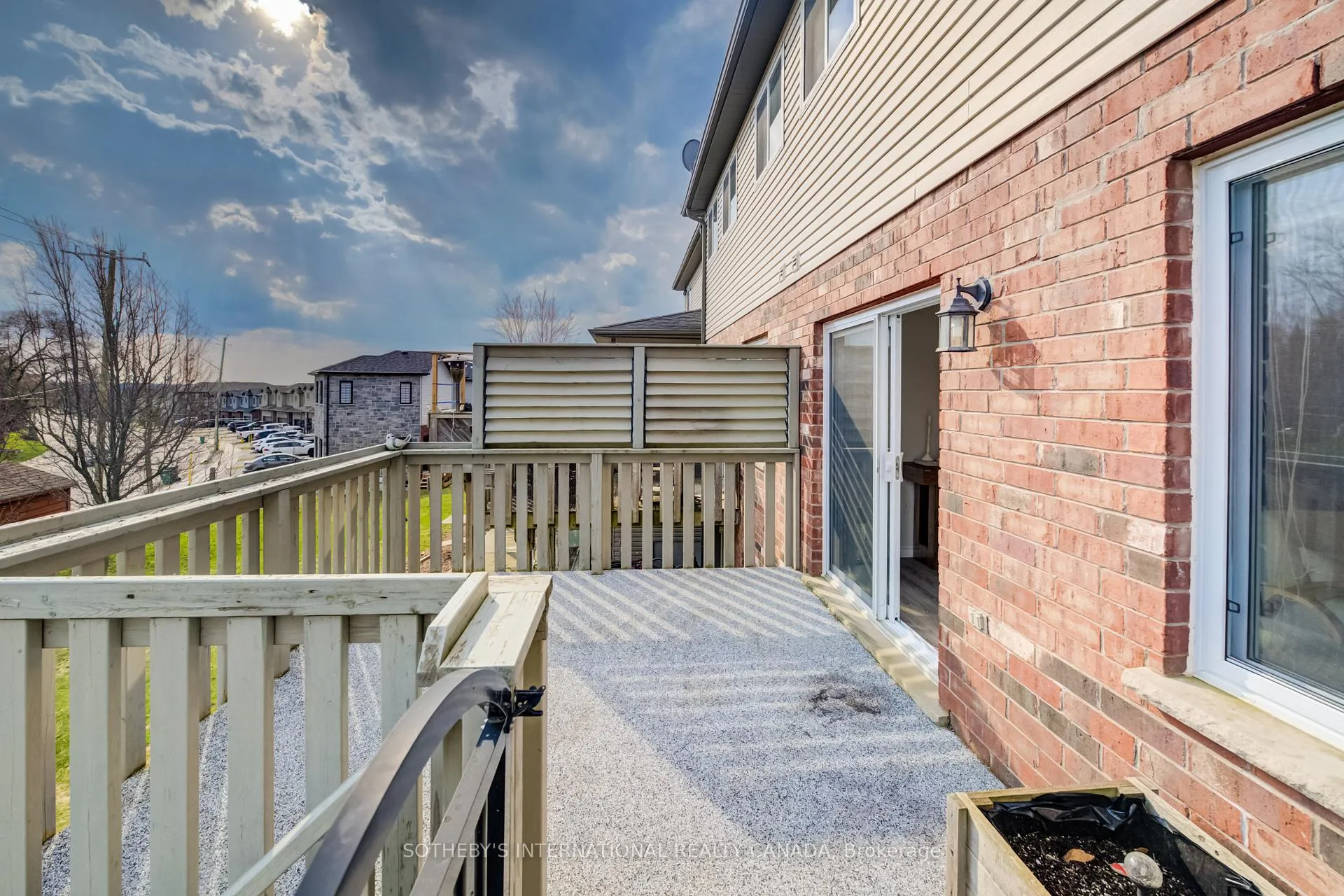 Photo 38 of 358 Maverick Street, Waterloo — HOMEH