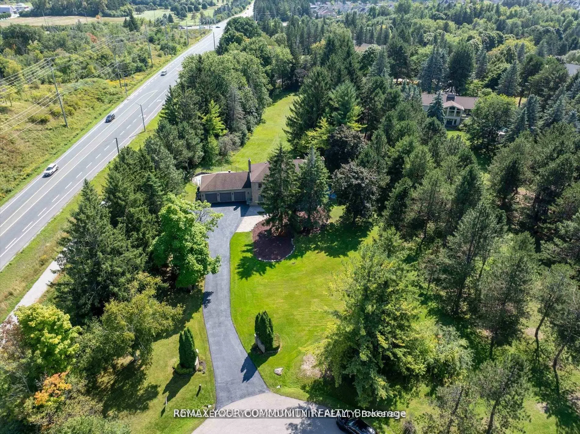 Photo 4 of 7 Skyview Lane, Aurora, Aurora Estates — HOMEH