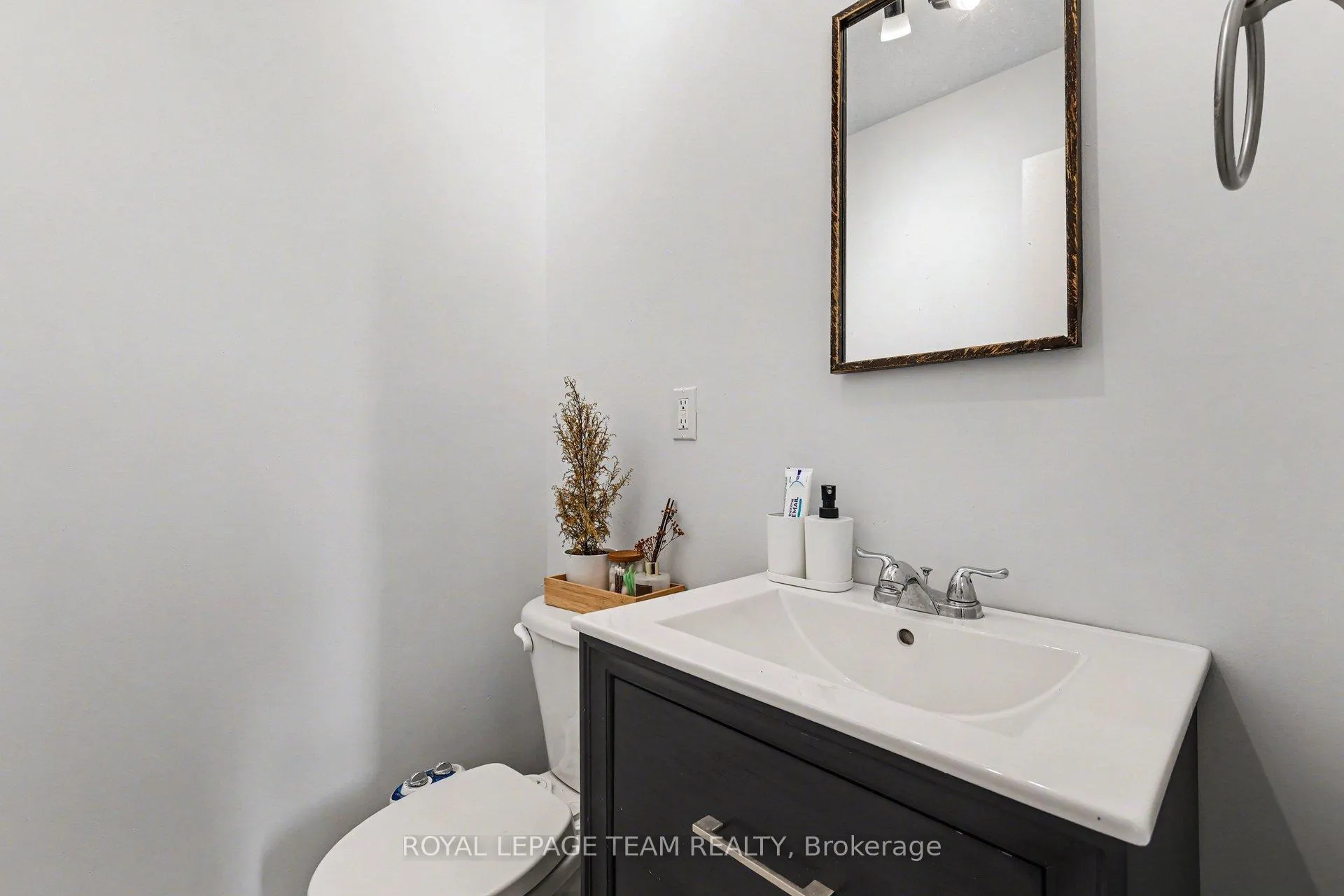 Photo 7 of Unit 73, 146 Salter Crescent, Ottawa, Kanata - Beaverbrook — HOMEH