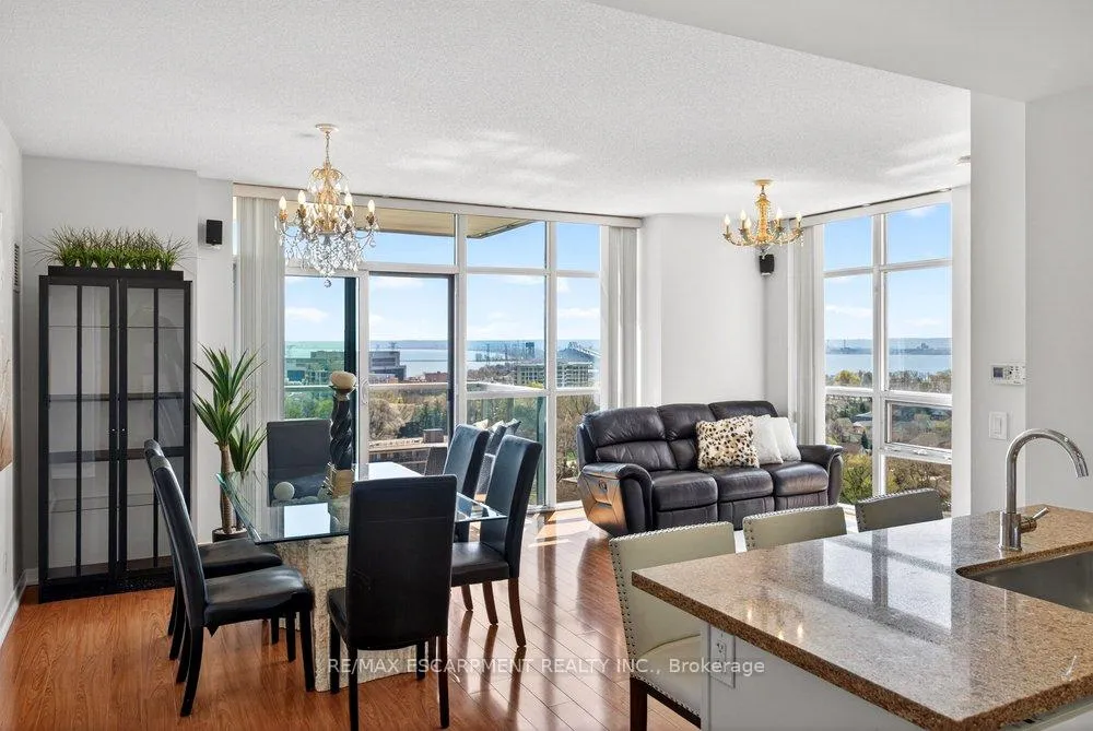 Photo 3 of Unit 1501, 551 Maple Avenue, Burlington, Brant — HOMEH