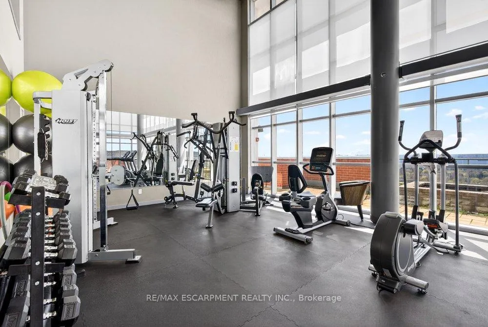 Photo 15 of Unit 1501, 551 Maple Avenue, Burlington, Brant — HOMEH