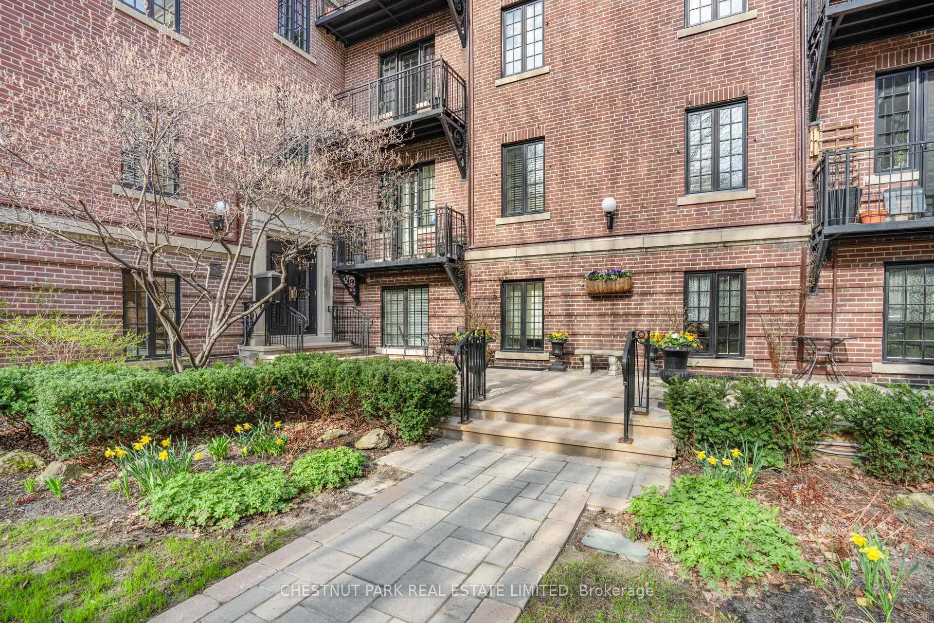 Photo 3 of Unit 106, 150 St Clair Avenue W, Toronto, Yonge-St. Clair — HOMEH