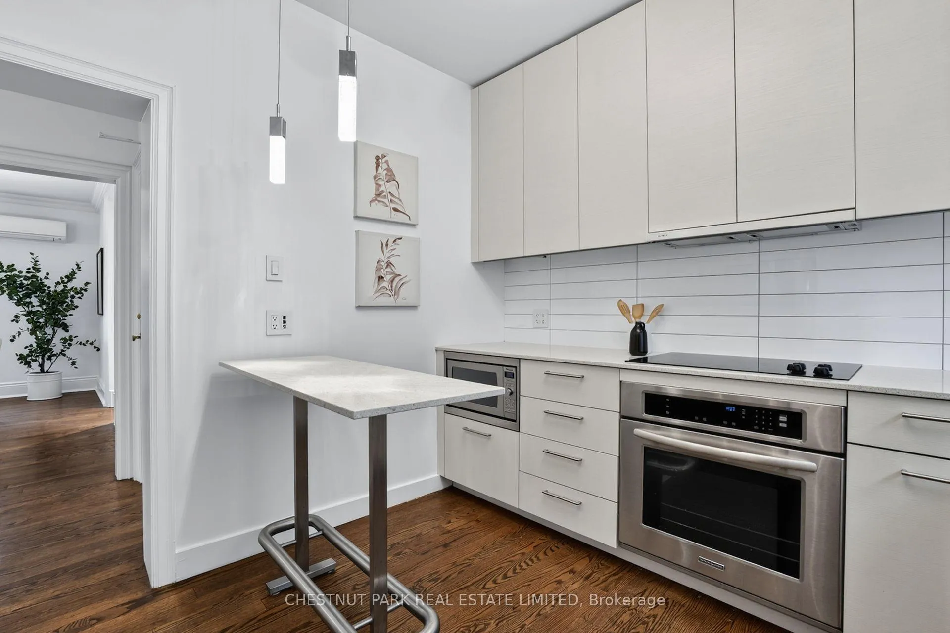 Photo 14 of Unit 106, 150 St Clair Avenue W, Toronto, Yonge-St. Clair — HOMEH