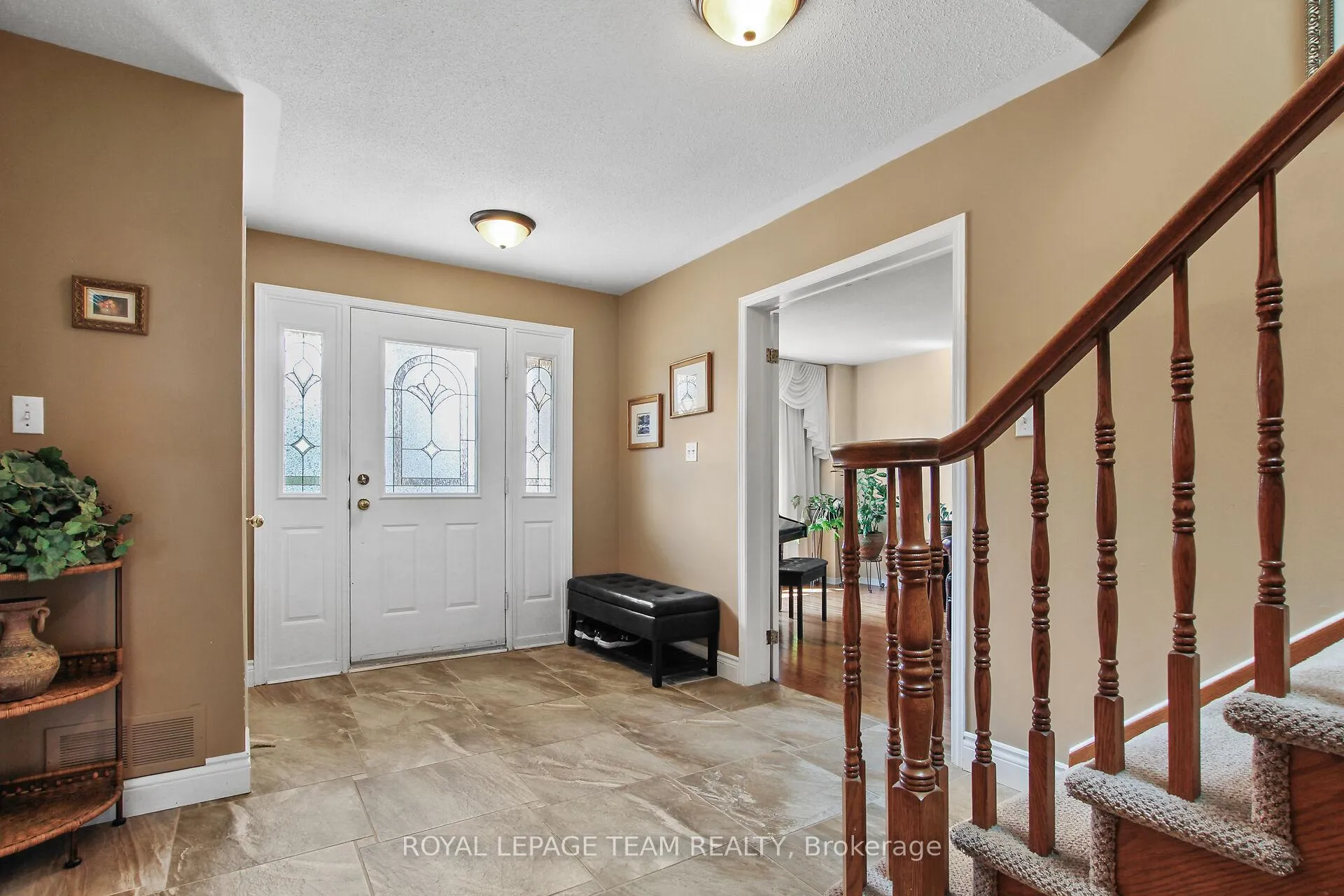 Photo 4 of 47 Delamere Drive, Ottawa, Stittsville (Central) — HOMEH