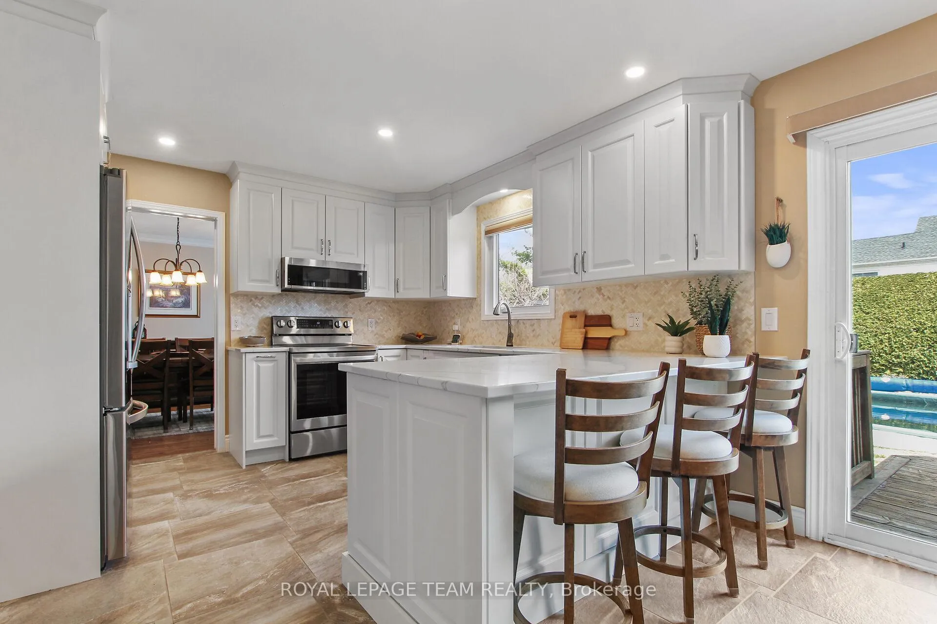 Photo 9 of 47 Delamere Drive, Ottawa, Stittsville (Central) — HOMEH