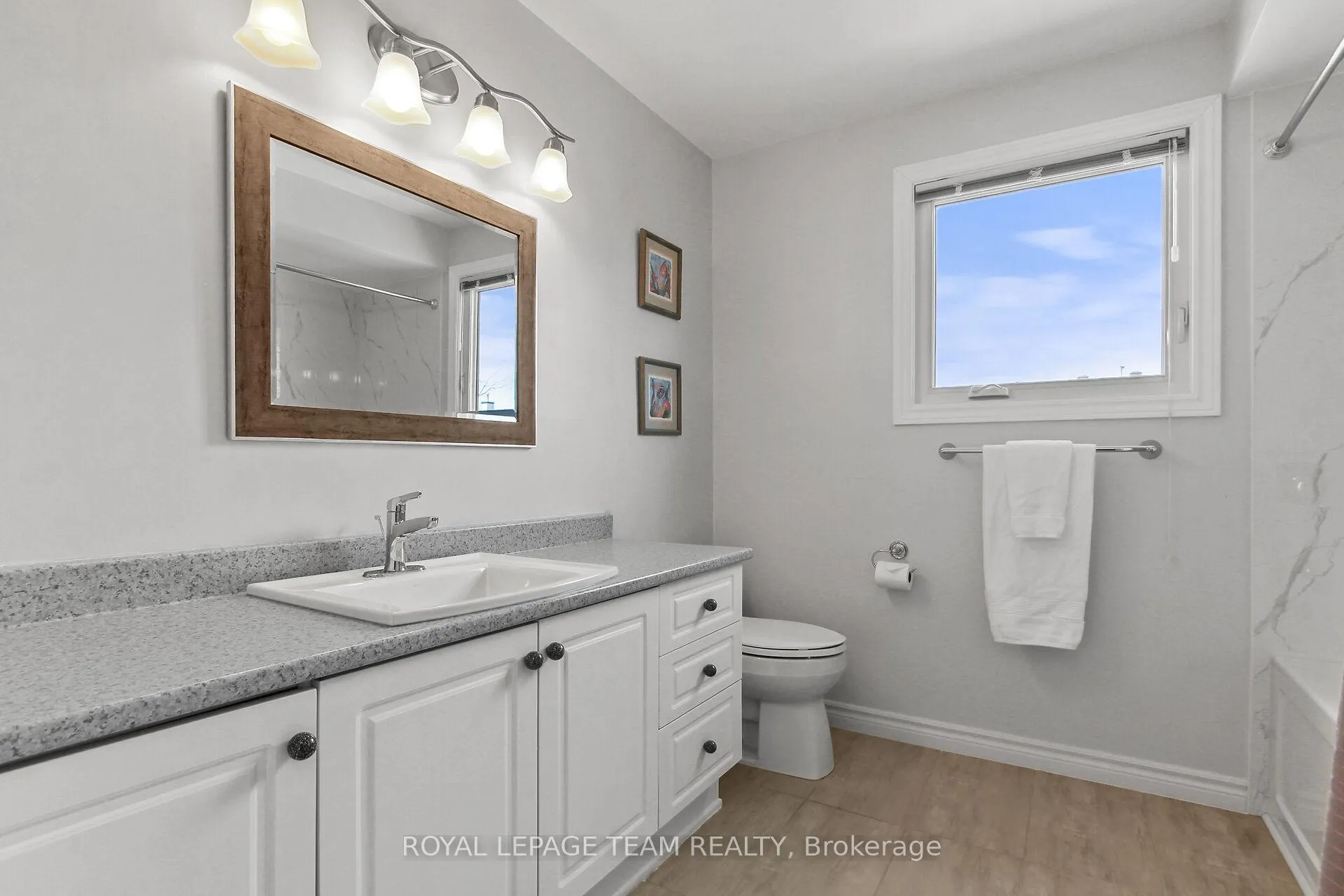 Photo 32 of 47 Delamere Drive, Ottawa, Stittsville (Central) — HOMEH