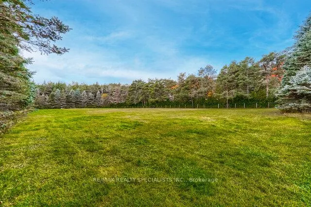 Photo 2 of 17374 Mount Pleasant Road, Caledon, Palgrave — HOMEH