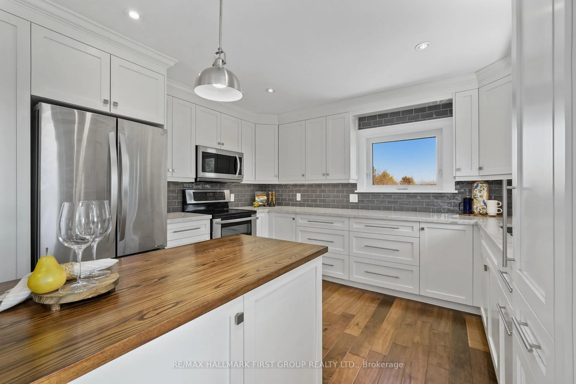 Photo 19 of 351 Durham Street N, Cramahe, Rural Cramahe — HOMEH