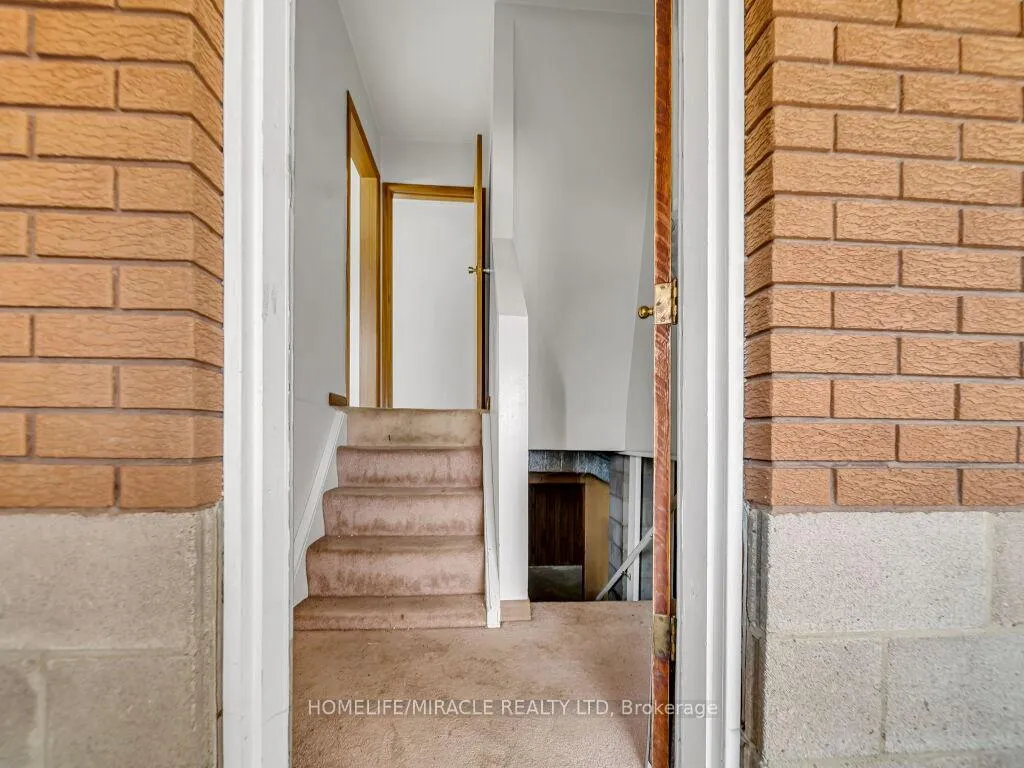 Photo 6 of 1416 Hwy 6, Hamilton, Rural Flamborough — HOMEH
