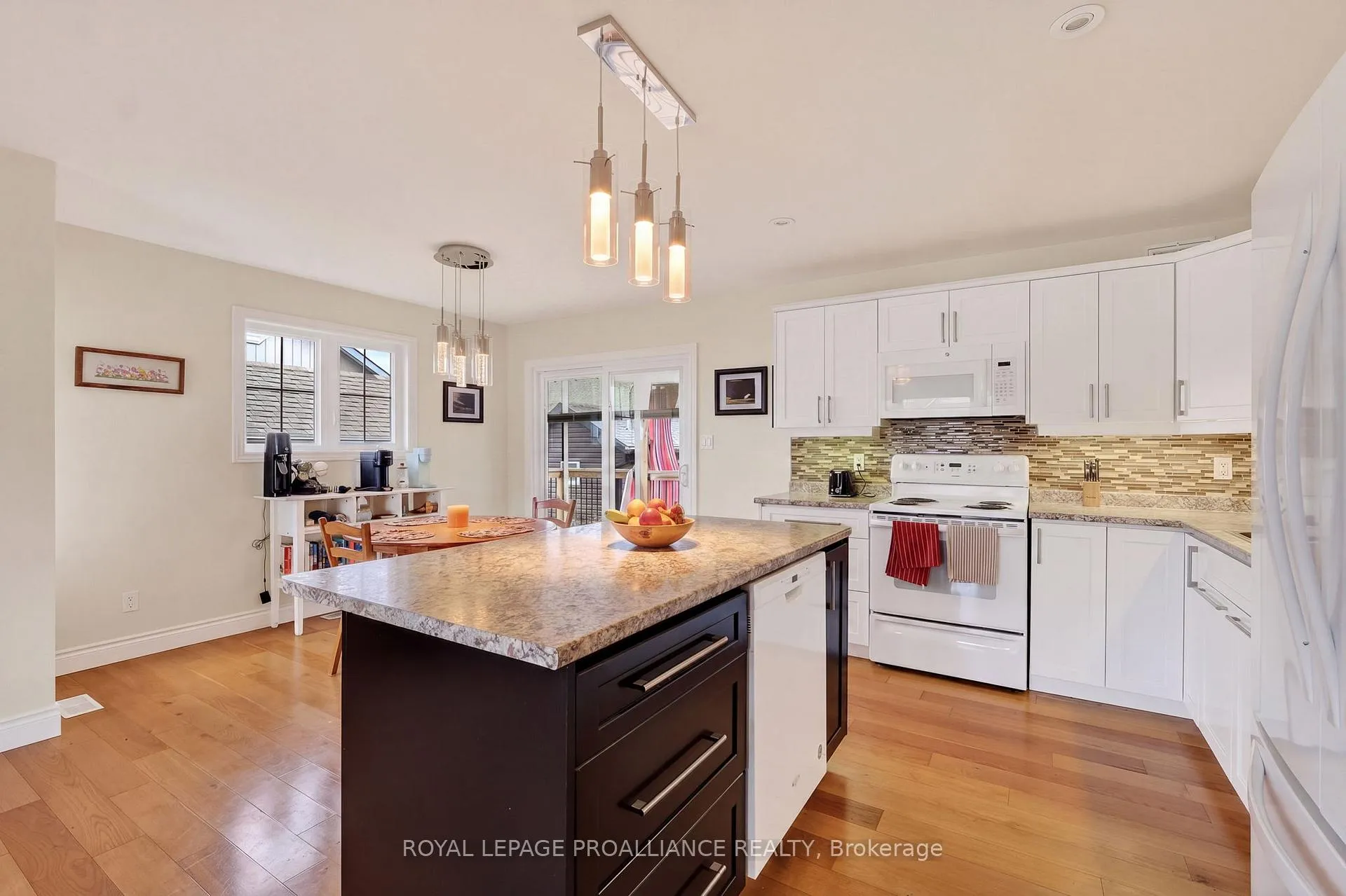 Photo 16 of 47 Arthur Street, Cramahe, Colborne — HOMEH