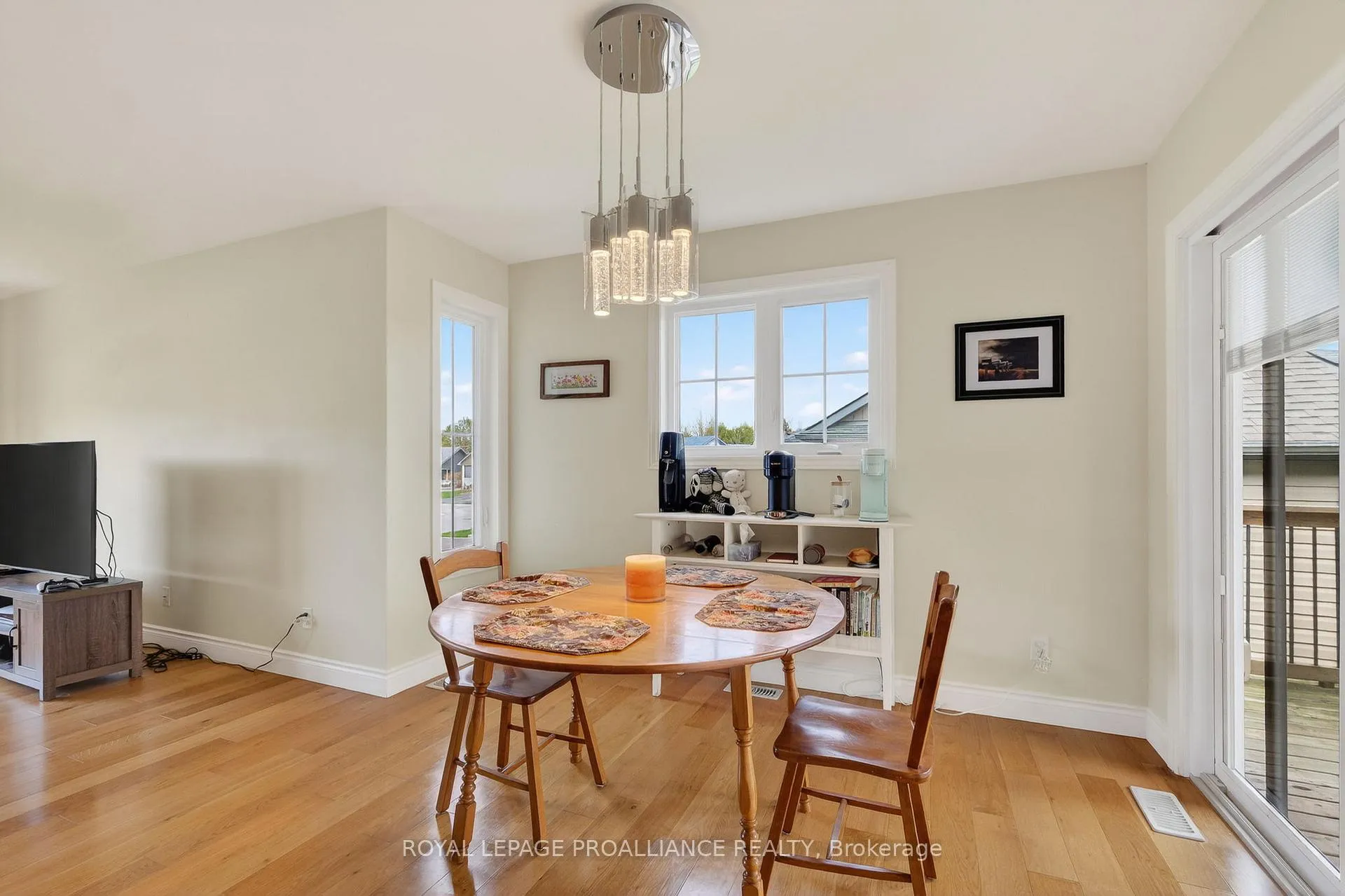 Photo 21 of 47 Arthur Street, Cramahe, Colborne — HOMEH