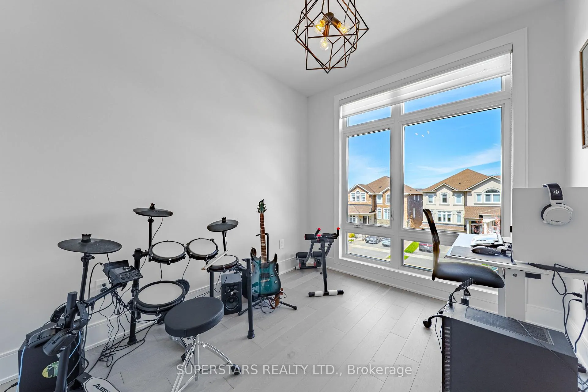 Photo 29 of 147 Lebovic Campus Drive, Vaughan, Patterson — HOMEH