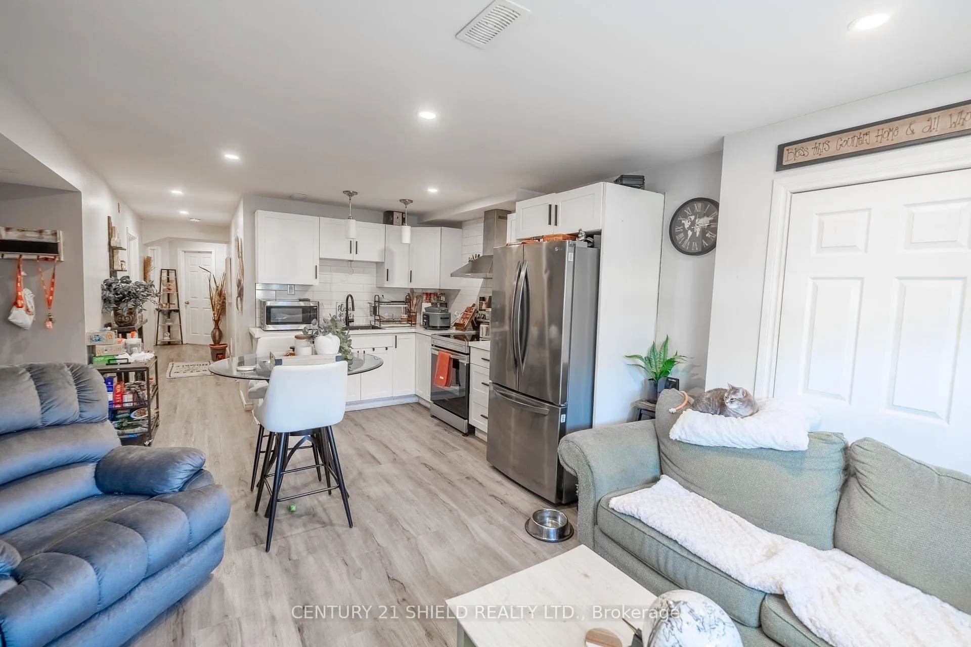 Photo 3 of 1520 Gerald Street, Cornwall — HOMEH