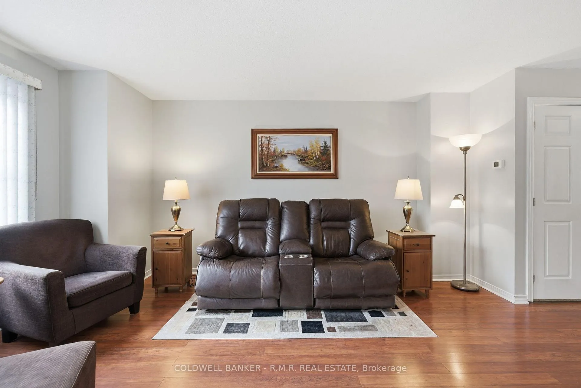 Photo 6 of 36 Wheler Court, Uxbridge — HOMEH