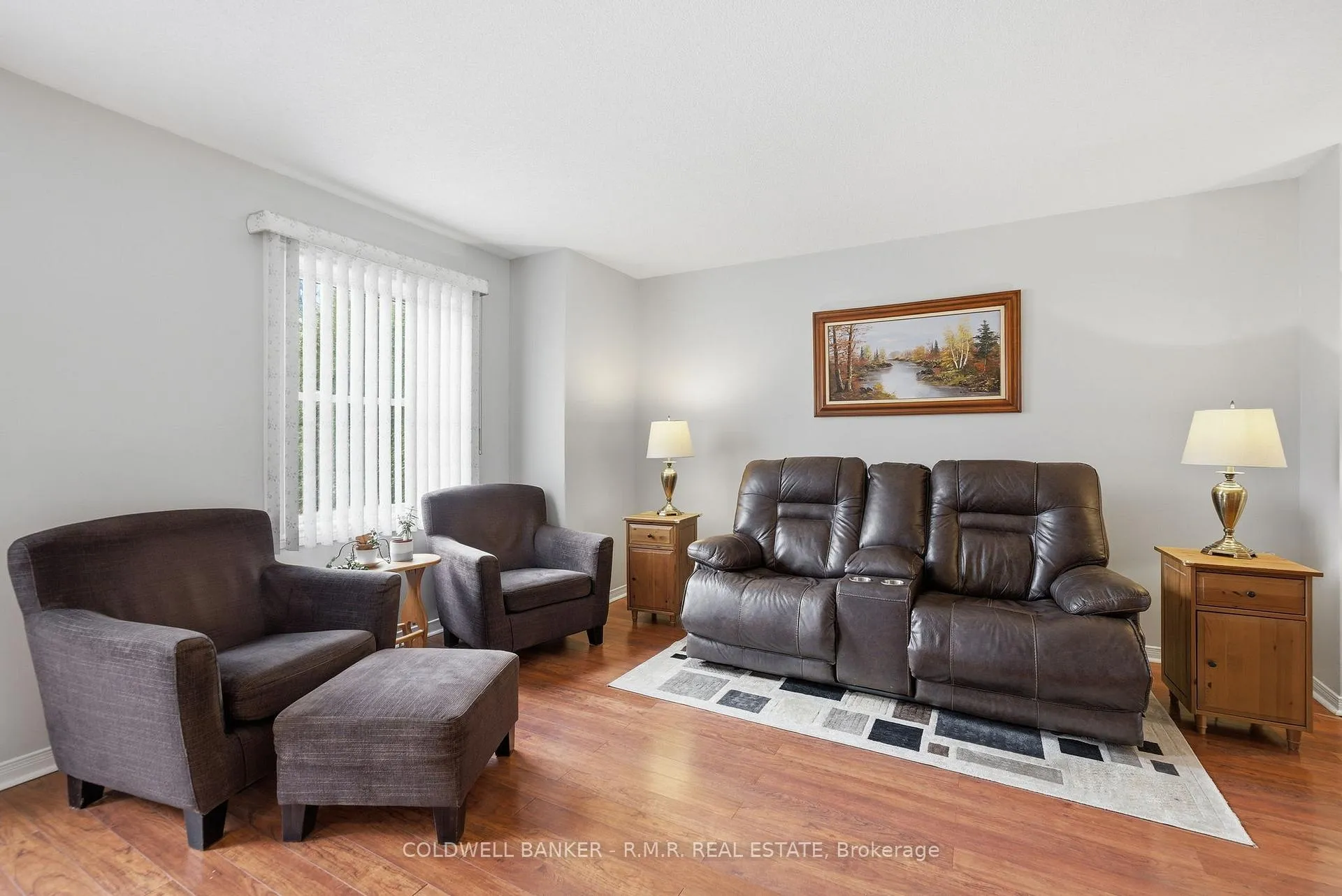 Photo 7 of 36 Wheler Court, Uxbridge — HOMEH