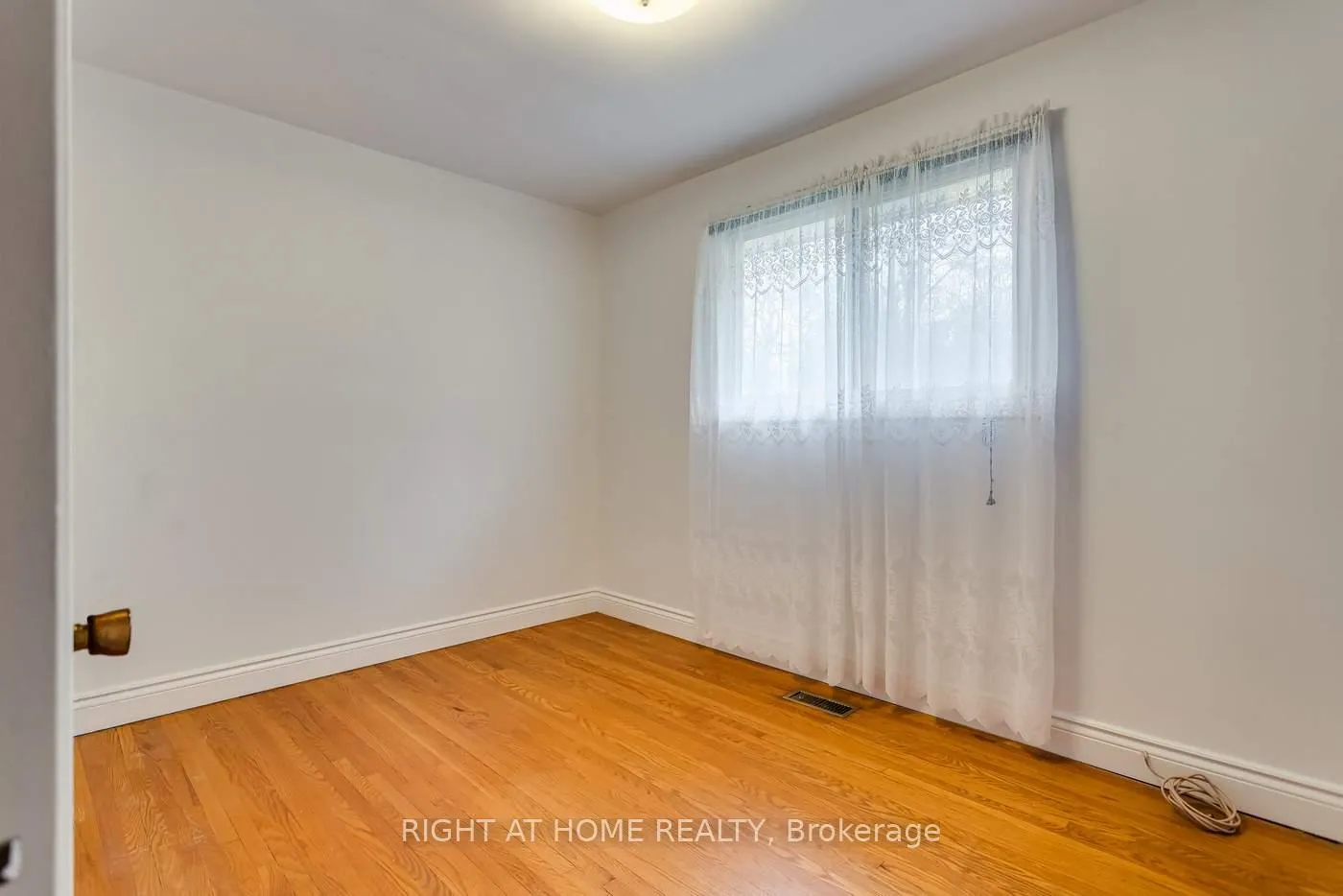 Photo 22 of 22 Sheva Court, Scarborough, Kennedy Park — HOMEH