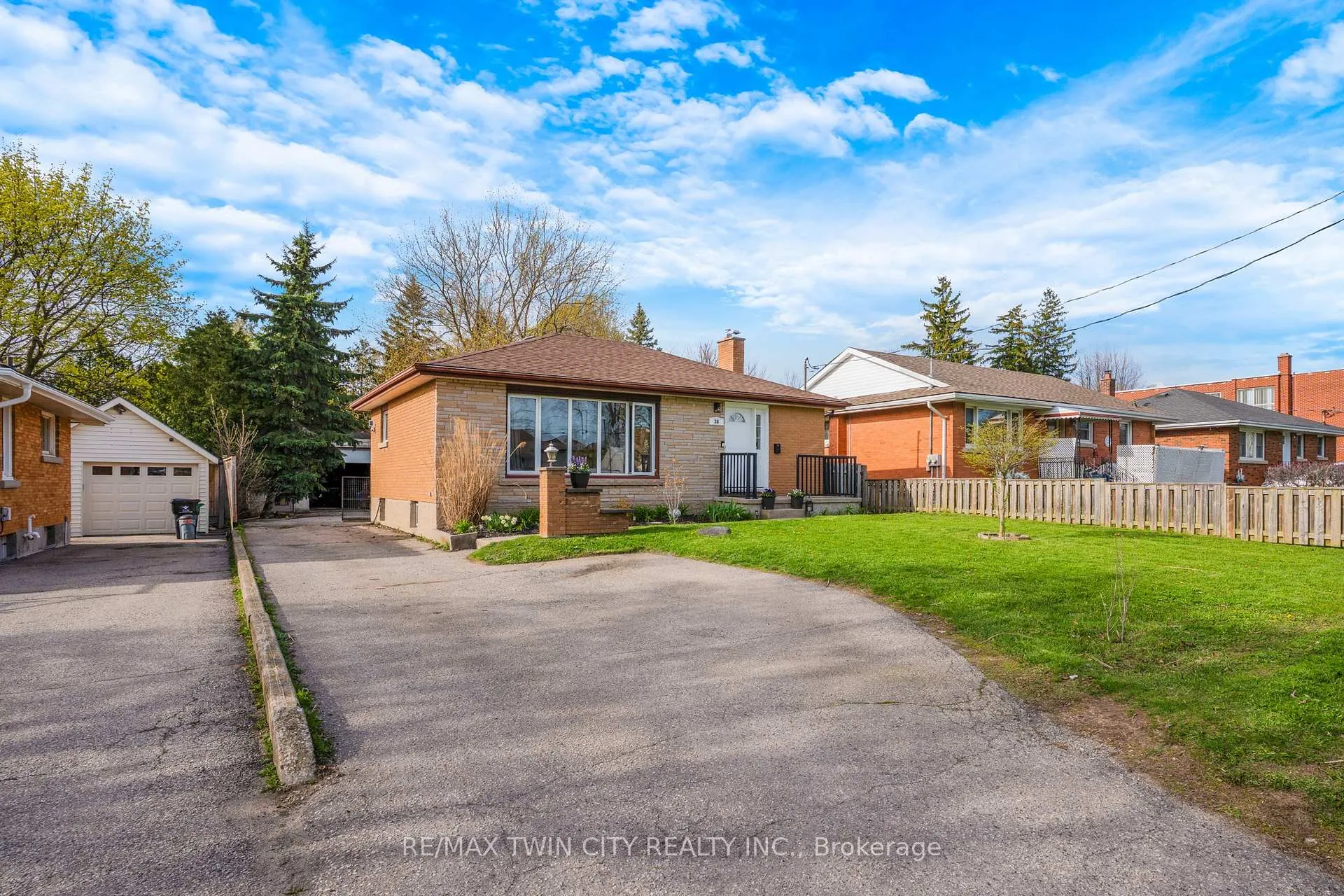 Photo 1 of 36 Hilltop Drive, Cambridge — HOMEH