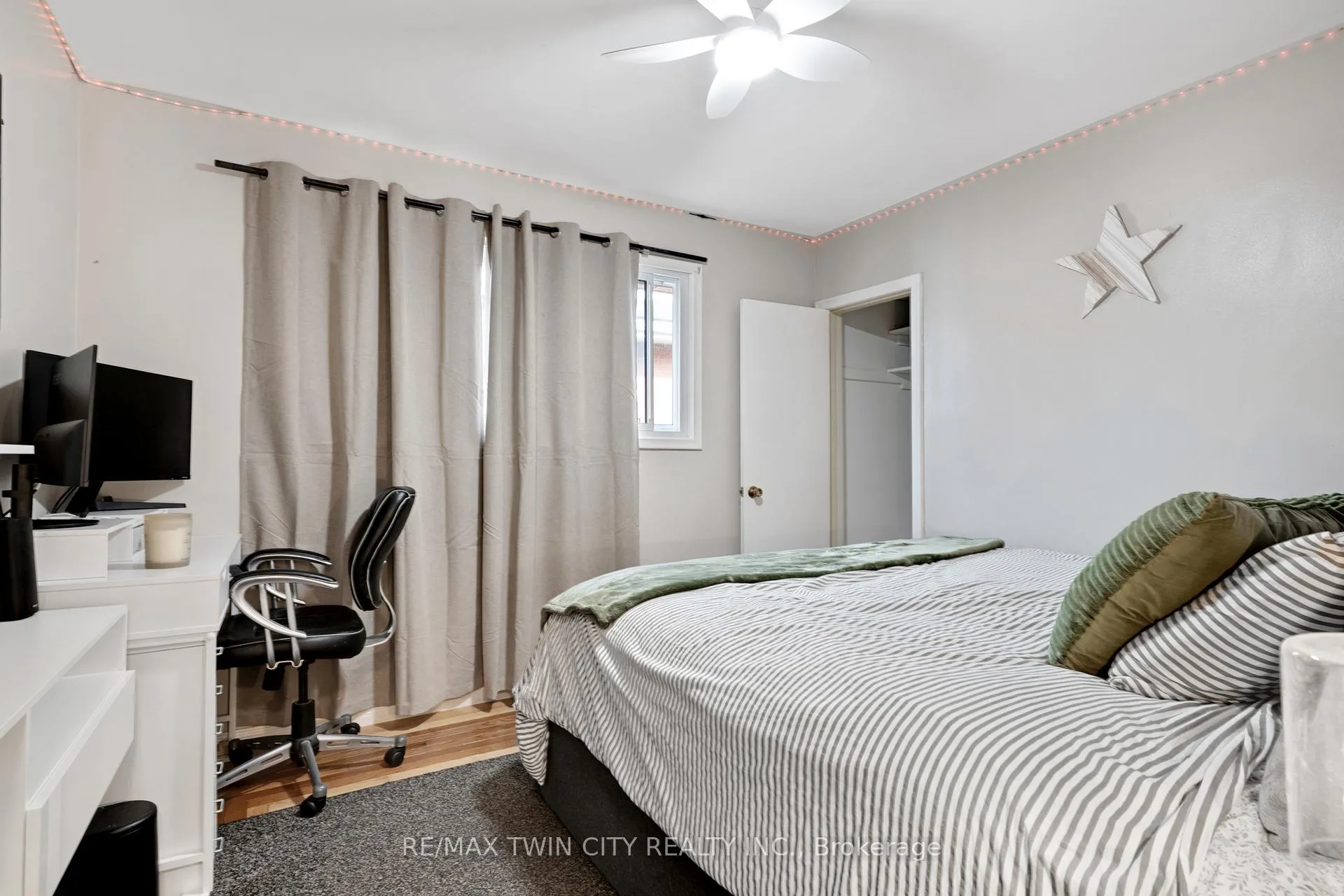 Photo 12 of 36 Hilltop Drive, Cambridge — HOMEH