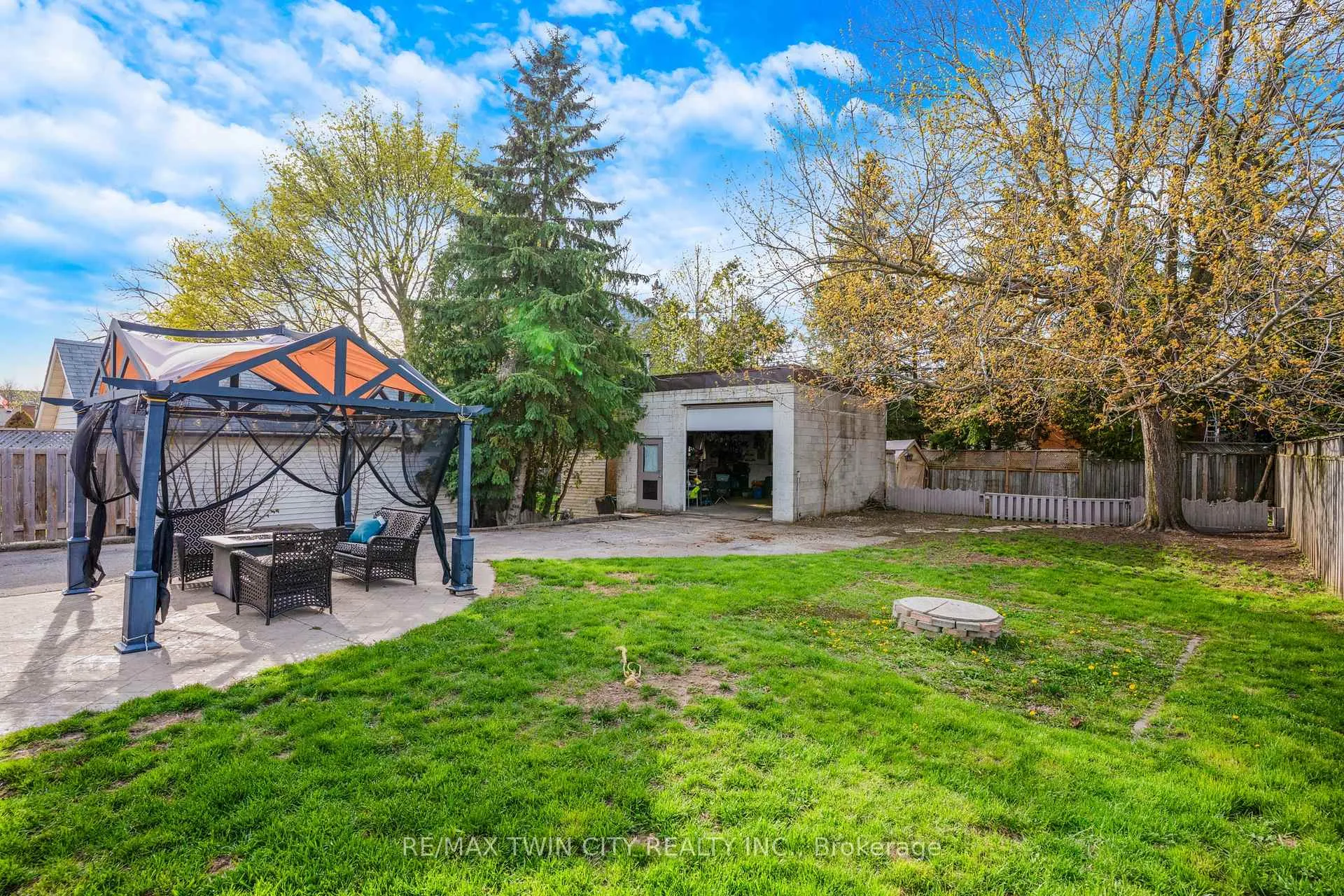Photo 26 of 36 Hilltop Drive, Cambridge — HOMEH