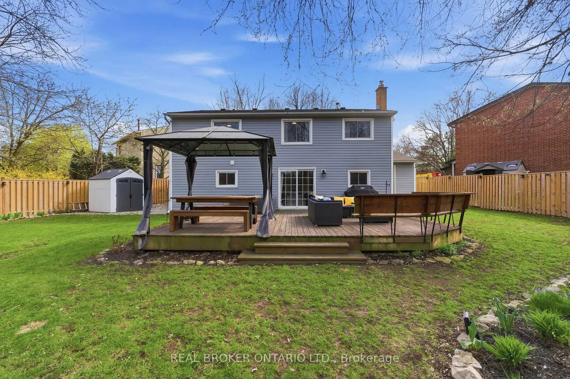 Photo 39 of 29 Melissa Crescent, Hamilton, Waterdown — HOMEH