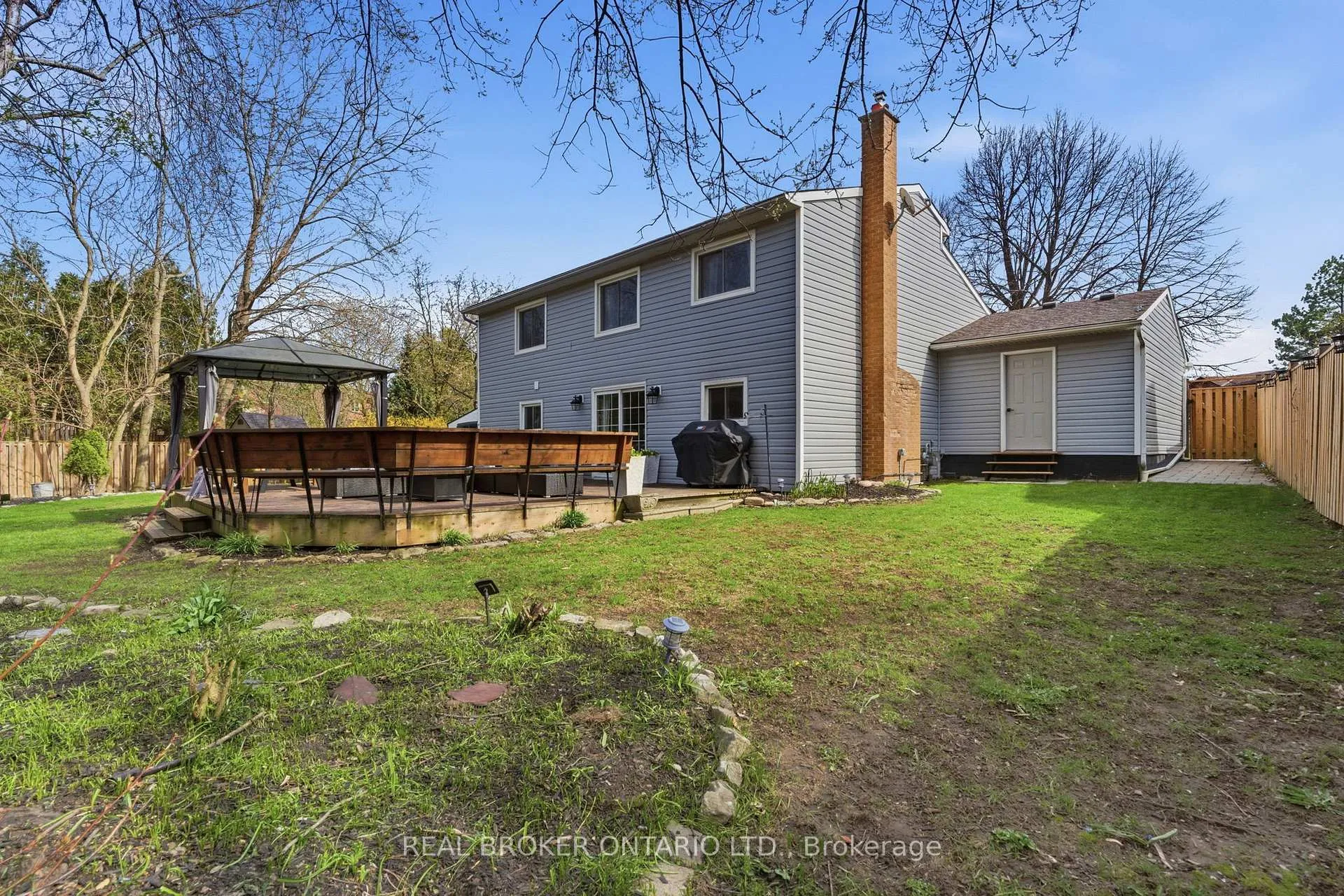Photo 45 of 29 Melissa Crescent, Hamilton, Waterdown — HOMEH