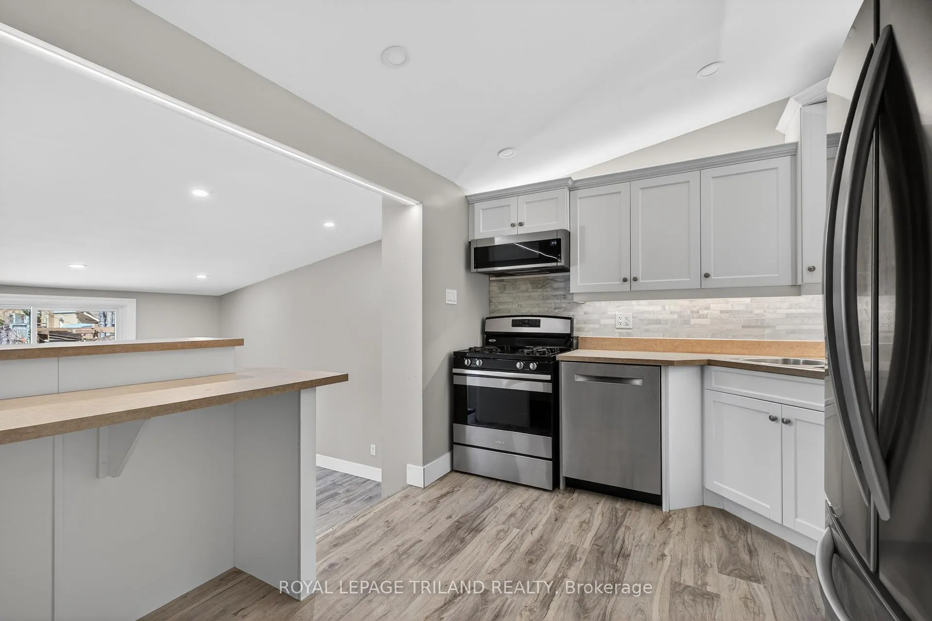 Photo 10 of 86 Langton Road, London, East D — HOMEH